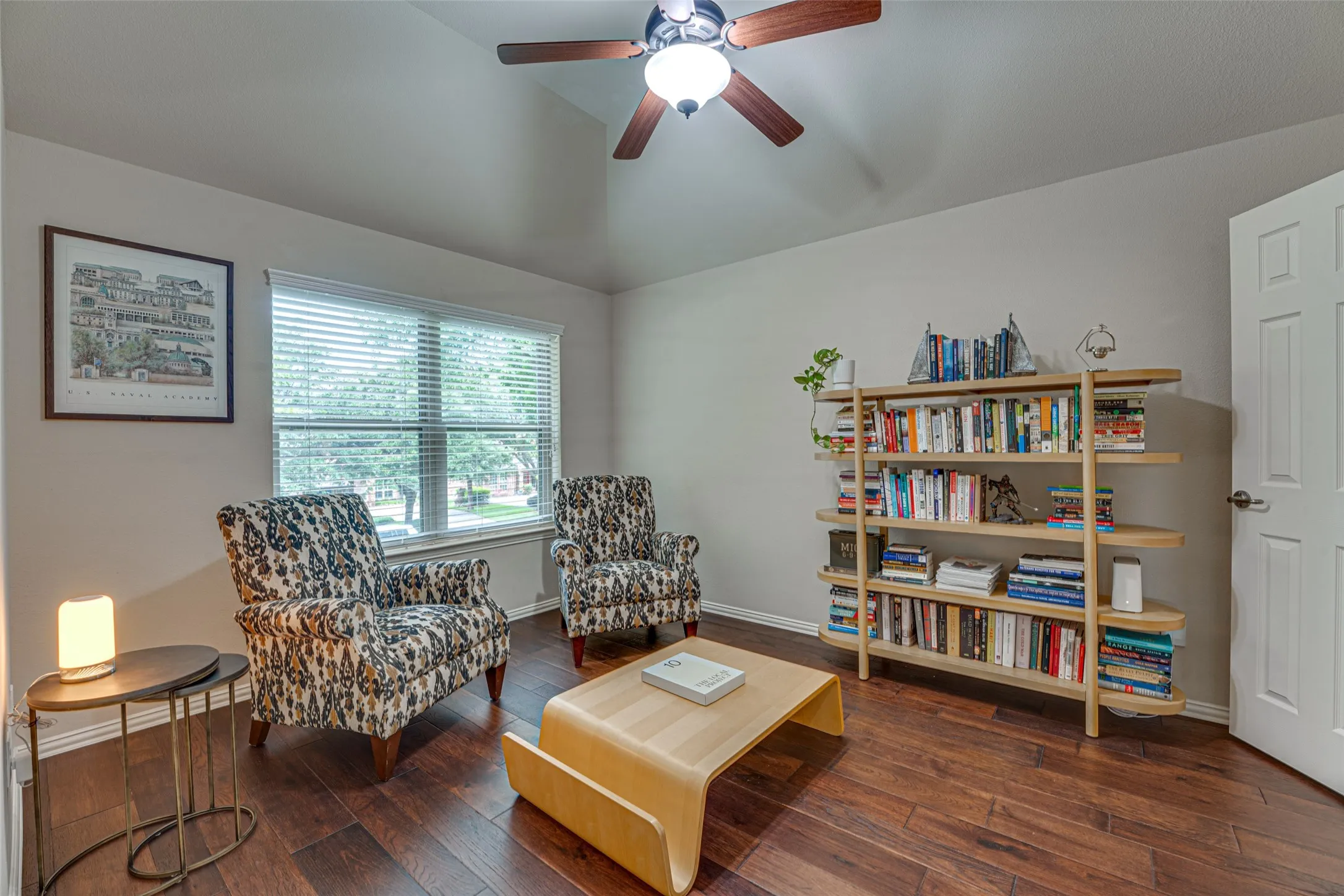 Single Family Residence For Sale in Rockwall County , 1351 Coastal Drive, Rockwall, Texas 75087, 4 Bedroom, 2 Bathroom, 2 Garage spaces, 2,211 Sqft, built in 2005, mls#21287675, Real Estate Agent in Rockwall, Homes For Sale in Rockwall county, Homes For Sale in Rockwall, Realtor in Rockwall Texas, Real Estate Brokerage Independent Realty Texas, Luminita Cordes Realtor