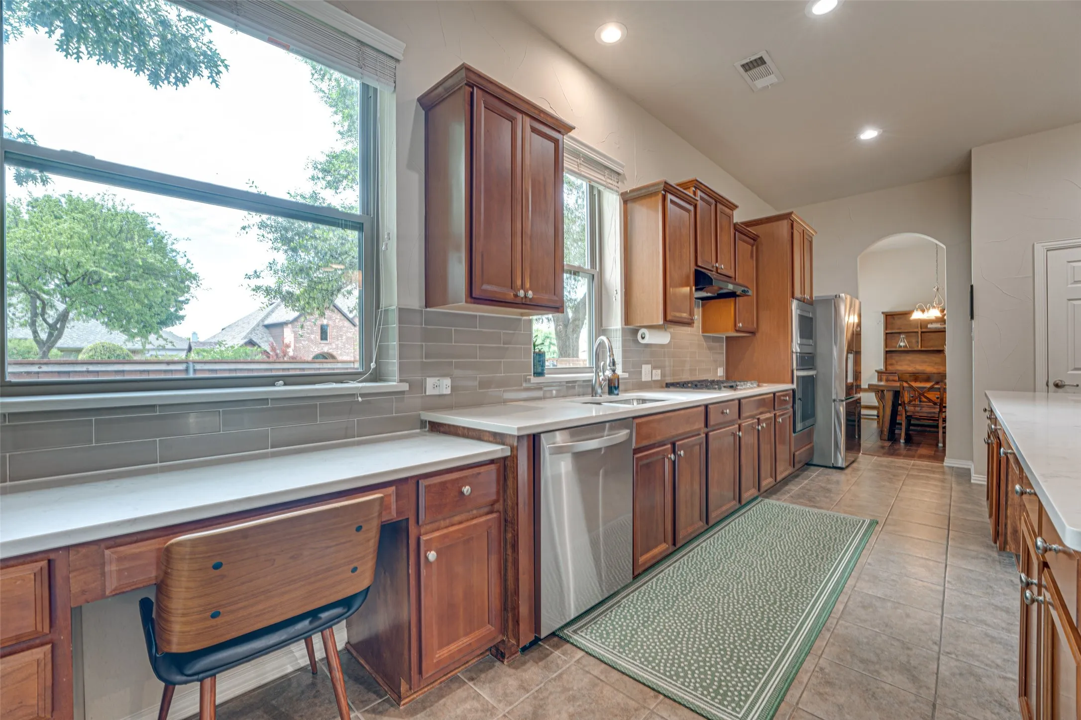 Single Family Residence For Sale in Rockwall County , 1351 Coastal Drive, Rockwall, Texas 75087, 4 Bedroom, 2 Bathroom, 2 Garage spaces, 2,211 Sqft, built in 2005, mls#21287675, Real Estate Agent in Rockwall, Homes For Sale in Rockwall county, Homes For Sale in Rockwall, Realtor in Rockwall Texas, Real Estate Brokerage Independent Realty Texas, Luminita Cordes Realtor