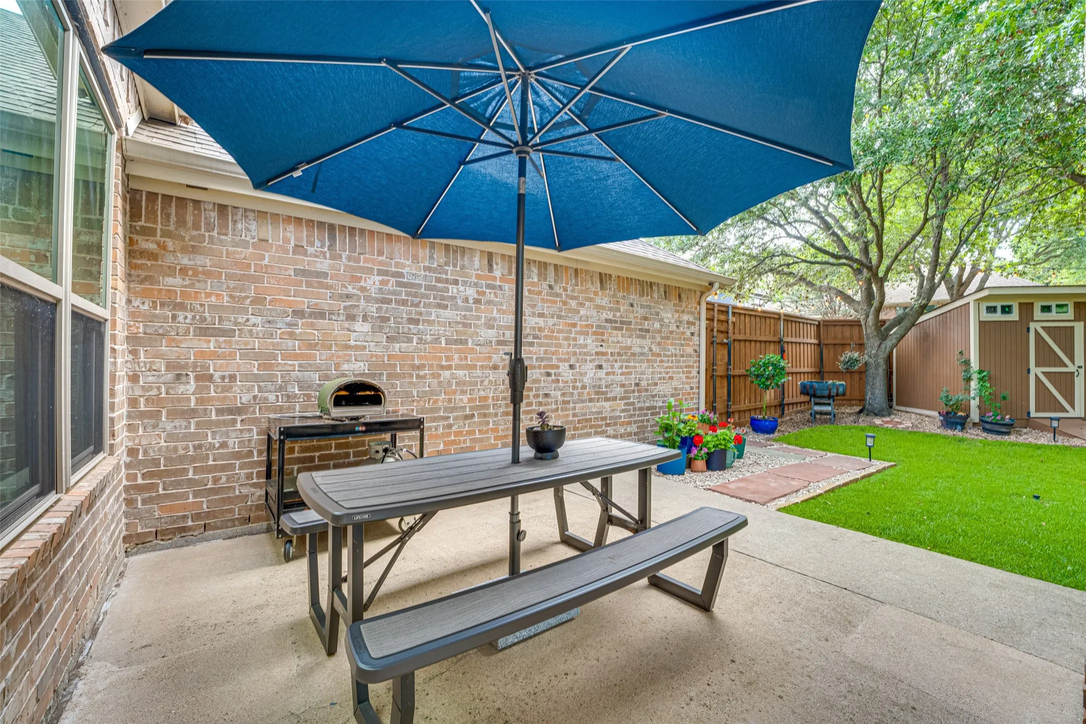 Single Family Residence For Sale in Rockwall County , 1351 Coastal Drive, Rockwall, Texas 75087, 4 Bedroom, 2 Bathroom, 2 Garage spaces, 2,211 Sqft, built in 2005, mls#21287675, Real Estate Agent in Rockwall, Homes For Sale in Rockwall county, Homes For Sale in Rockwall, Realtor in Rockwall Texas, Real Estate Brokerage Independent Realty Texas, Luminita Cordes Realtor