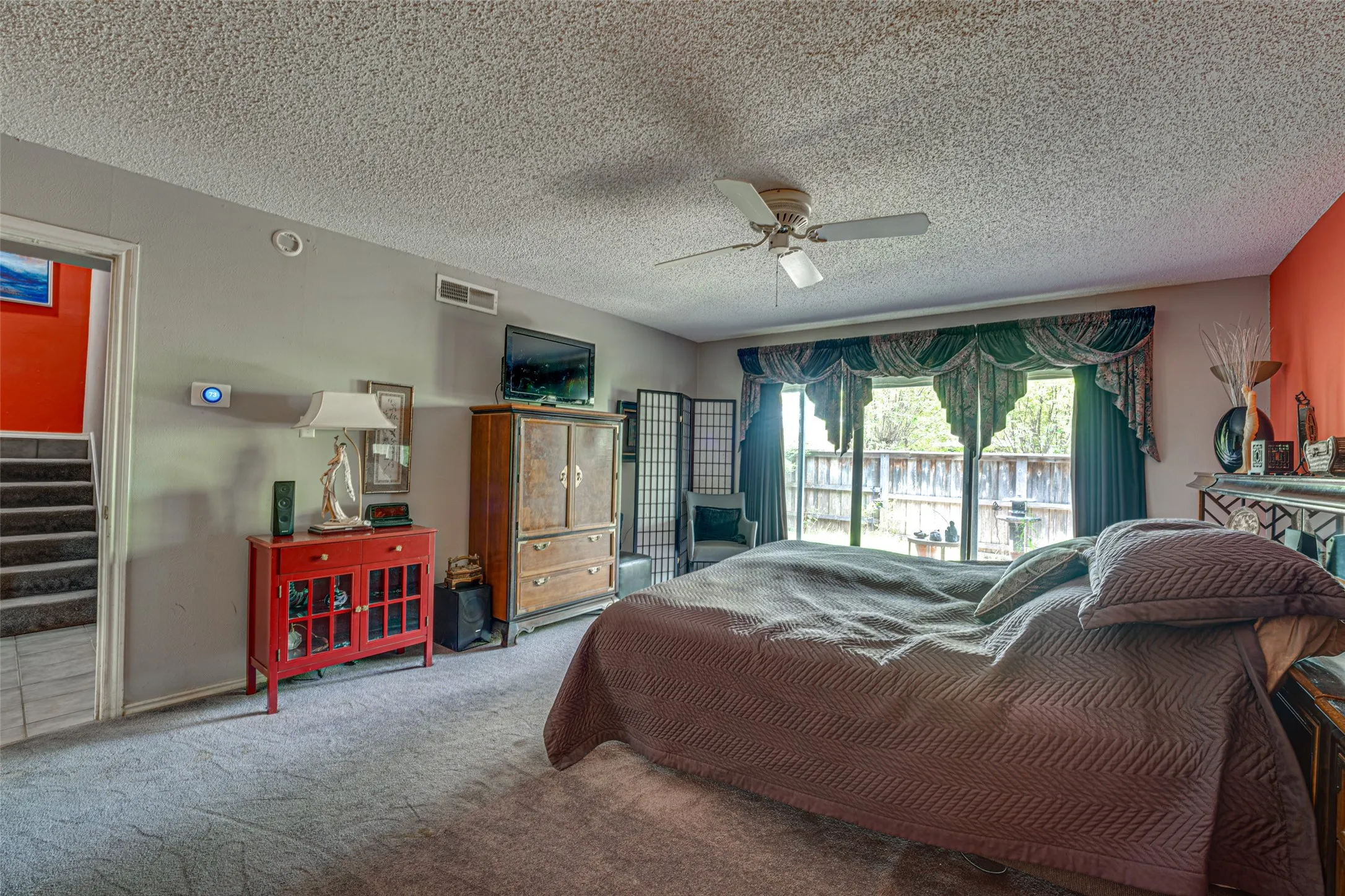 Townhouse For Sale in Rockwall County , 333 Columbia Drive, Rockwall, Texas 75032, 3 Bedroom, 3 Bathroom, 2 Garage spaces, 2,518 Sqft, built in 1983, mls#21292519, Real Estate Agent in Rockwall, Homes For Sale in Rockwall county, Homes For Sale in Rockwall, Realtor in Rockwall Texas, Real Estate Brokerage Independent Realty Texas, Luminita Cordes Realtor