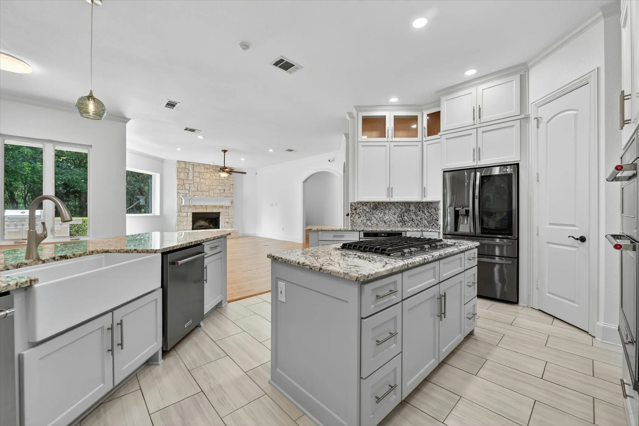 Single Family Residence For Sale in Denton County , 8517 Stallion Street, Denton, Texas 76208, 4 Bedroom, 6 Bathroom, 3 Garage spaces, 4,438 Sqft, built in 2007, mls#21290450, Real Estate Agent in Denton, Homes For Sale in Denton county, Homes For Sale in Denton, Realtor in Denton Texas, Real Estate Brokerage Independent Realty Texas, Luminita Cordes Realtor