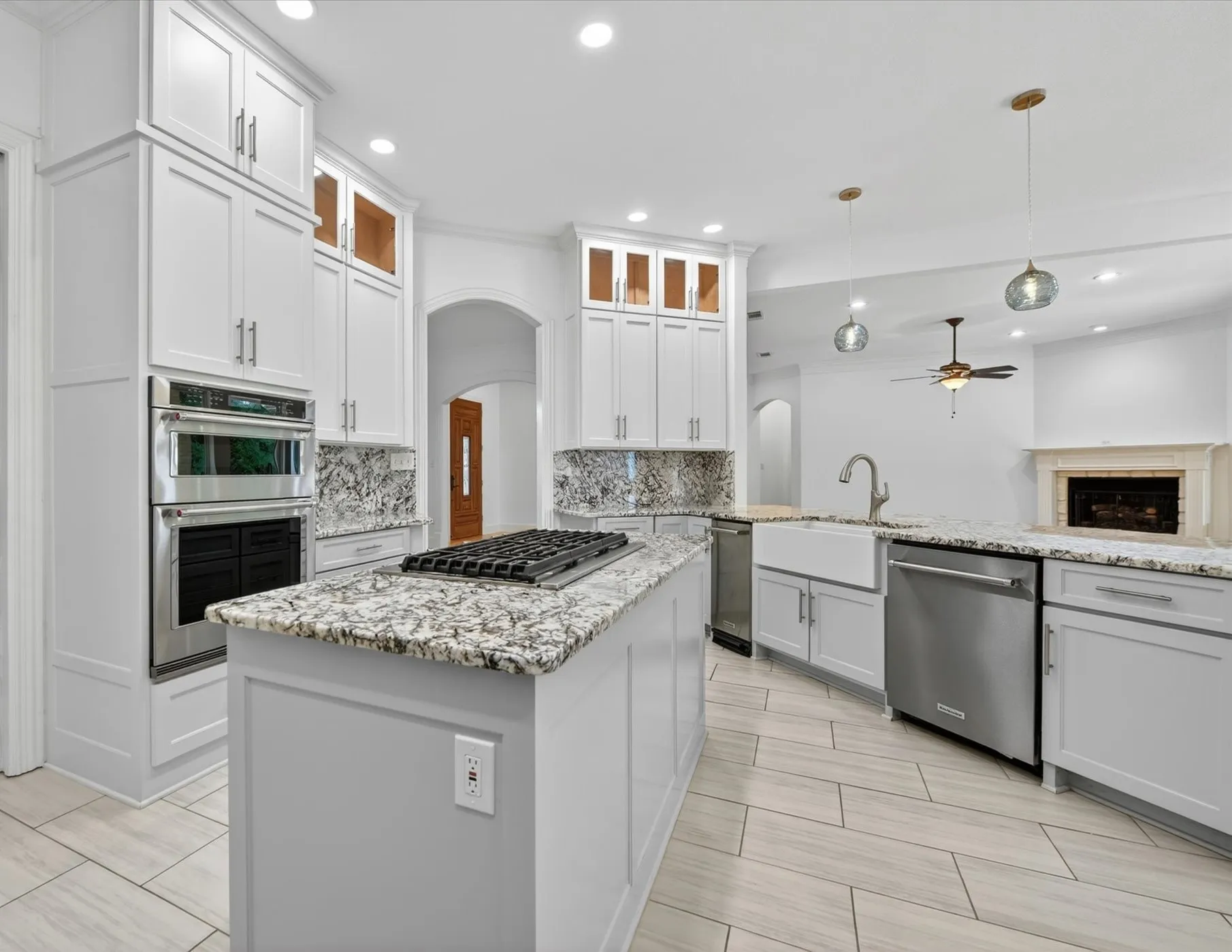 Single Family Residence For Sale in Denton County , 8517 Stallion Street, Denton, Texas 76208, 4 Bedroom, 6 Bathroom, 3 Garage spaces, 4,438 Sqft, built in 2007, mls#21290450, Real Estate Agent in Denton, Homes For Sale in Denton county, Homes For Sale in Denton, Realtor in Denton Texas, Real Estate Brokerage Independent Realty Texas, Luminita Cordes Realtor
