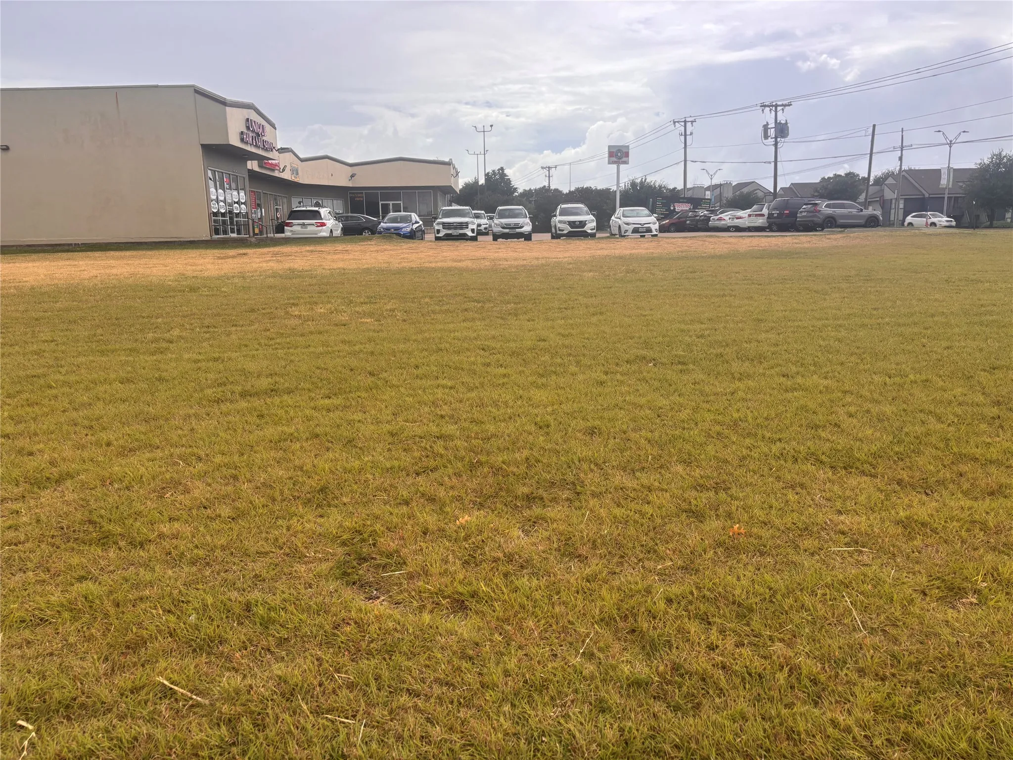 Unimproved Land For Sale in Tarrant County , 2170 E Pioneer Parkway, Arlington, Texas 76010, 0, 0, Garage spaces, 0 Sqft, built in 2026, mls#21288580, Real Estate Agent in Arlington, Homes For Sale in Tarrant county, Homes For Sale in Arlington, Realtor in Arlington Texas, Real Estate Brokerage Independent Realty Texas, Luminita Cordes Realtor