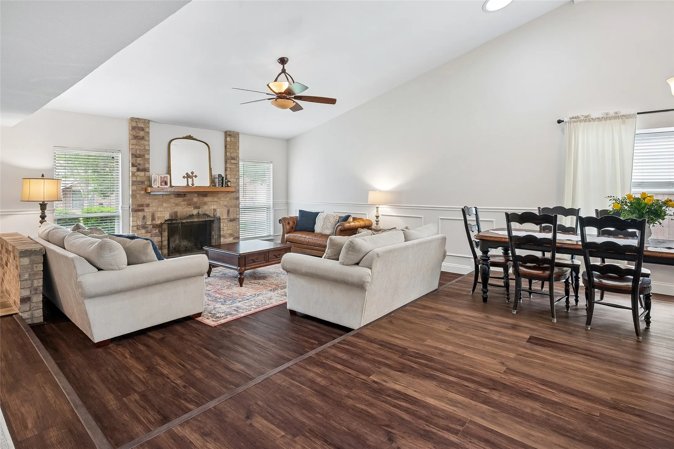 Single Family Residence For Sale in Denton County , 3017 Newcastle Court, Flower Mound, Texas 75028, 3 Bedroom, 2 Bathroom, 2 Garage spaces, 1,802 Sqft, built in 1984, mls#21287177, Real Estate Agent in Flower Mound, Homes For Sale in Denton county, Homes For Sale in Flower Mound, Realtor in Flower Mound Texas, Real Estate Brokerage Independent Realty Texas, Luminita Cordes Realtor