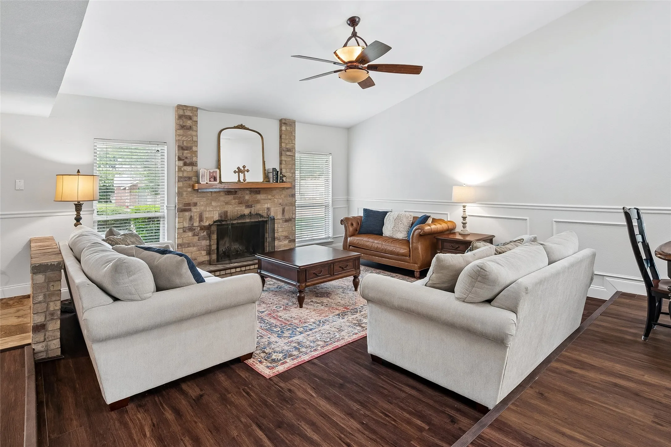 Single Family Residence For Sale in Denton County , 3017 Newcastle Court, Flower Mound, Texas 75028, 3 Bedroom, 2 Bathroom, 2 Garage spaces, 1,802 Sqft, built in 1984, mls#21287177, Real Estate Agent in Flower Mound, Homes For Sale in Denton county, Homes For Sale in Flower Mound, Realtor in Flower Mound Texas, Real Estate Brokerage Independent Realty Texas, Luminita Cordes Realtor
