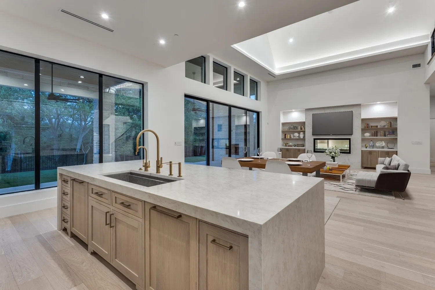 Single Family Residence For Sale in Collin County , 4636 Lake Breeze Drive, Mc Kinney, Texas 75071, 6 Bedroom, 8 Bathroom, 5 Garage spaces, 7,509 Sqft, built in 2025, mls#21291975, Real Estate Agent in Mc Kinney, Homes For Sale in Collin county, Homes For Sale in Mc Kinney, Realtor in Mc Kinney Texas, Real Estate Brokerage Independent Realty Texas, Luminita Cordes Realtor