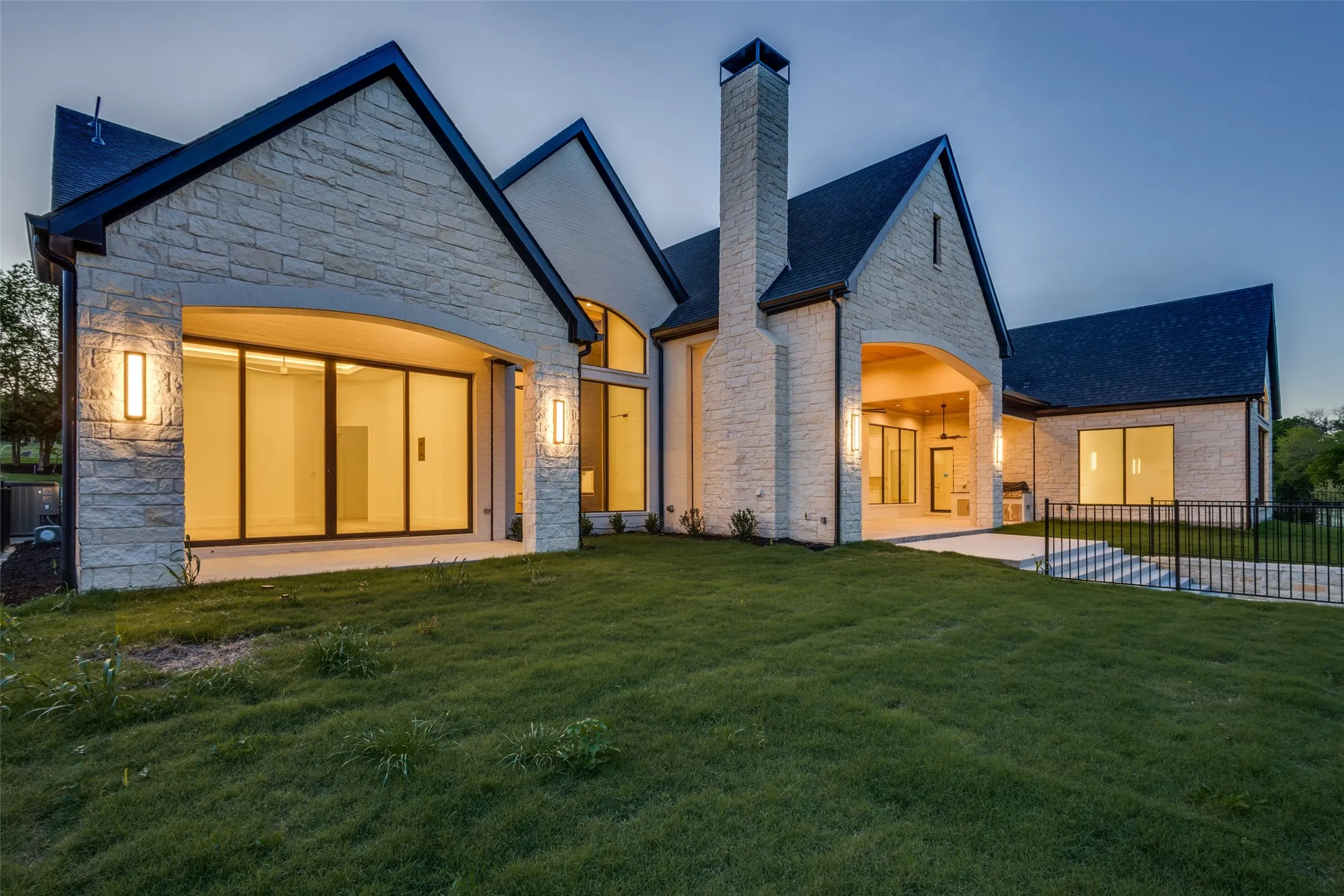 Single Family Residence For Sale in Collin County , 4636 Lake Breeze Drive, Mc Kinney, Texas 75071, 6 Bedroom, 8 Bathroom, 5 Garage spaces, 7,509 Sqft, built in 2025, mls#21291975, Real Estate Agent in Mc Kinney, Homes For Sale in Collin county, Homes For Sale in Mc Kinney, Realtor in Mc Kinney Texas, Real Estate Brokerage Independent Realty Texas, Luminita Cordes Realtor