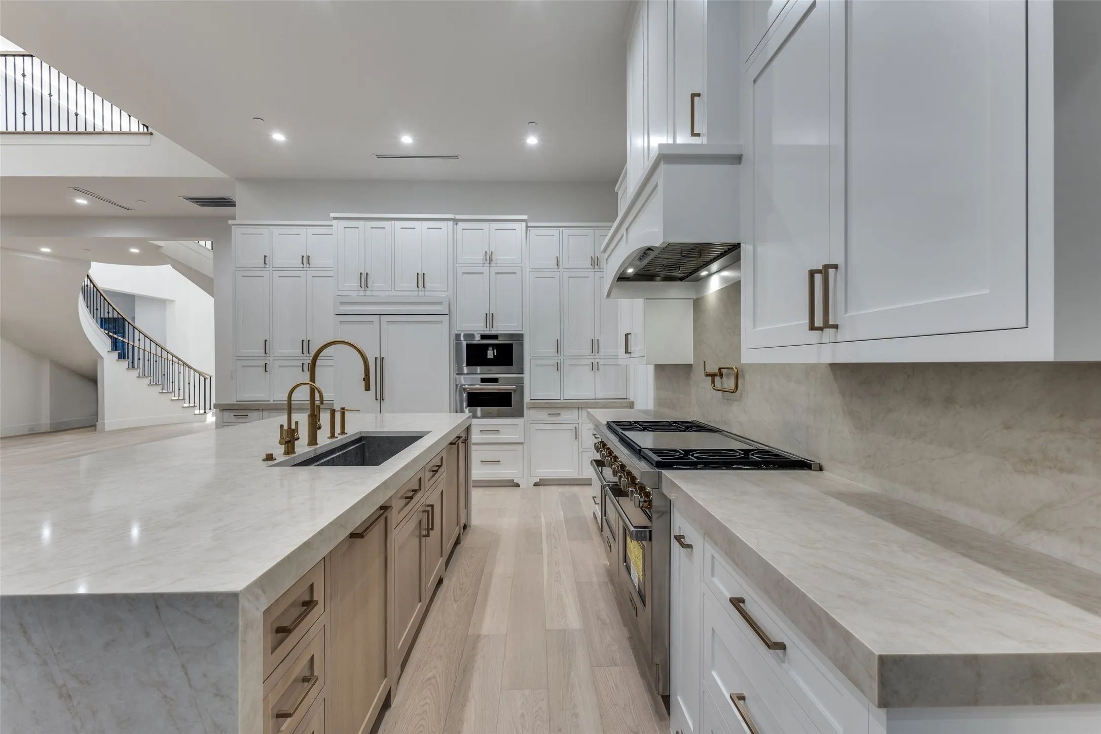 Single Family Residence For Sale in Collin County , 4636 Lake Breeze Drive, Mc Kinney, Texas 75071, 6 Bedroom, 8 Bathroom, 5 Garage spaces, 7,509 Sqft, built in 2025, mls#21291975, Real Estate Agent in Mc Kinney, Homes For Sale in Collin county, Homes For Sale in Mc Kinney, Realtor in Mc Kinney Texas, Real Estate Brokerage Independent Realty Texas, Luminita Cordes Realtor