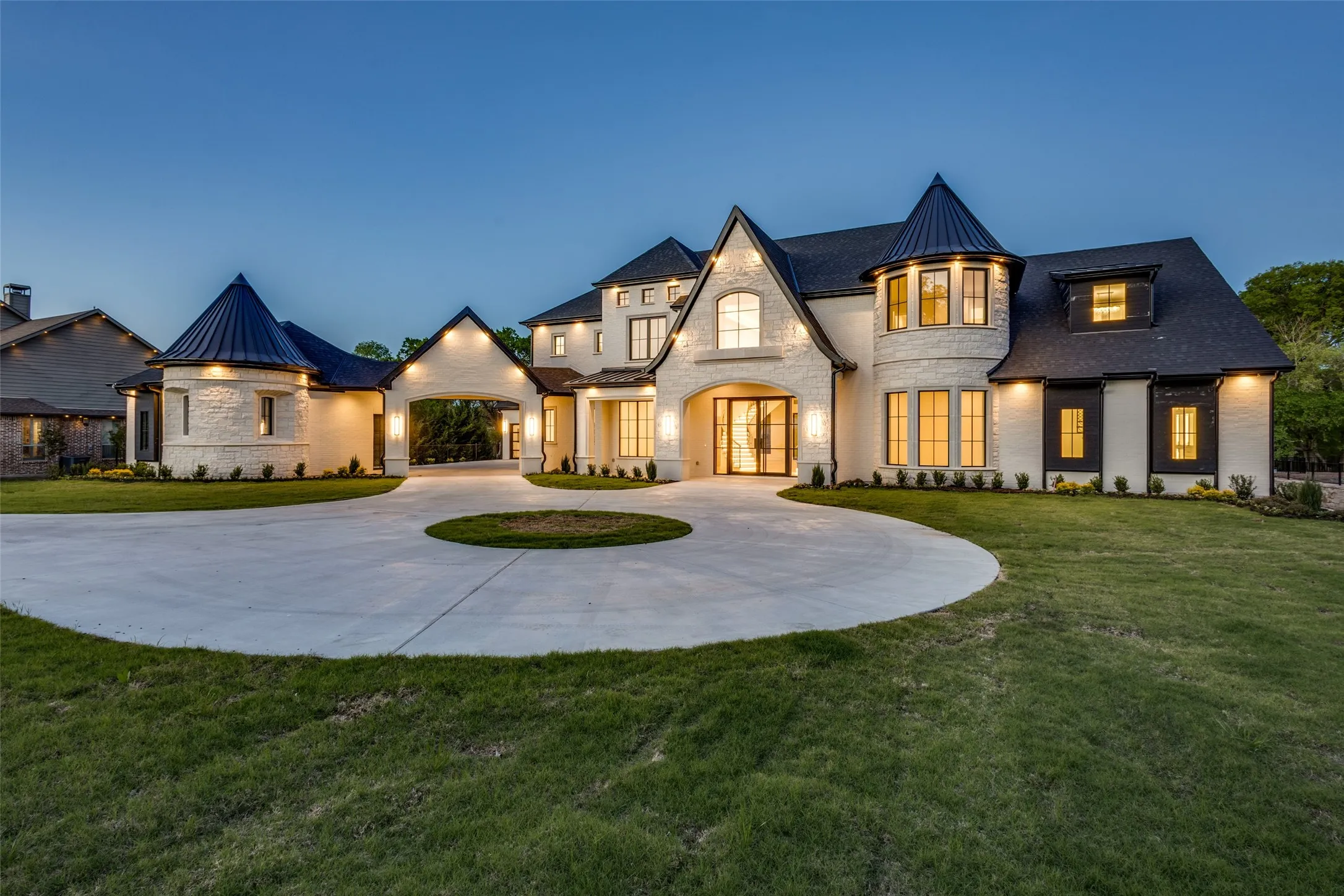 Single Family Residence For Sale in Collin County , 4636 Lake Breeze Drive, Mc Kinney, Texas 75071, 6 Bedroom, 8 Bathroom, 5 Garage spaces, 7,509 Sqft, built in 2025, mls#21291975, Real Estate Agent in Mc Kinney, Homes For Sale in Collin county, Homes For Sale in Mc Kinney, Realtor in Mc Kinney Texas, Real Estate Brokerage Independent Realty Texas, Luminita Cordes Realtor