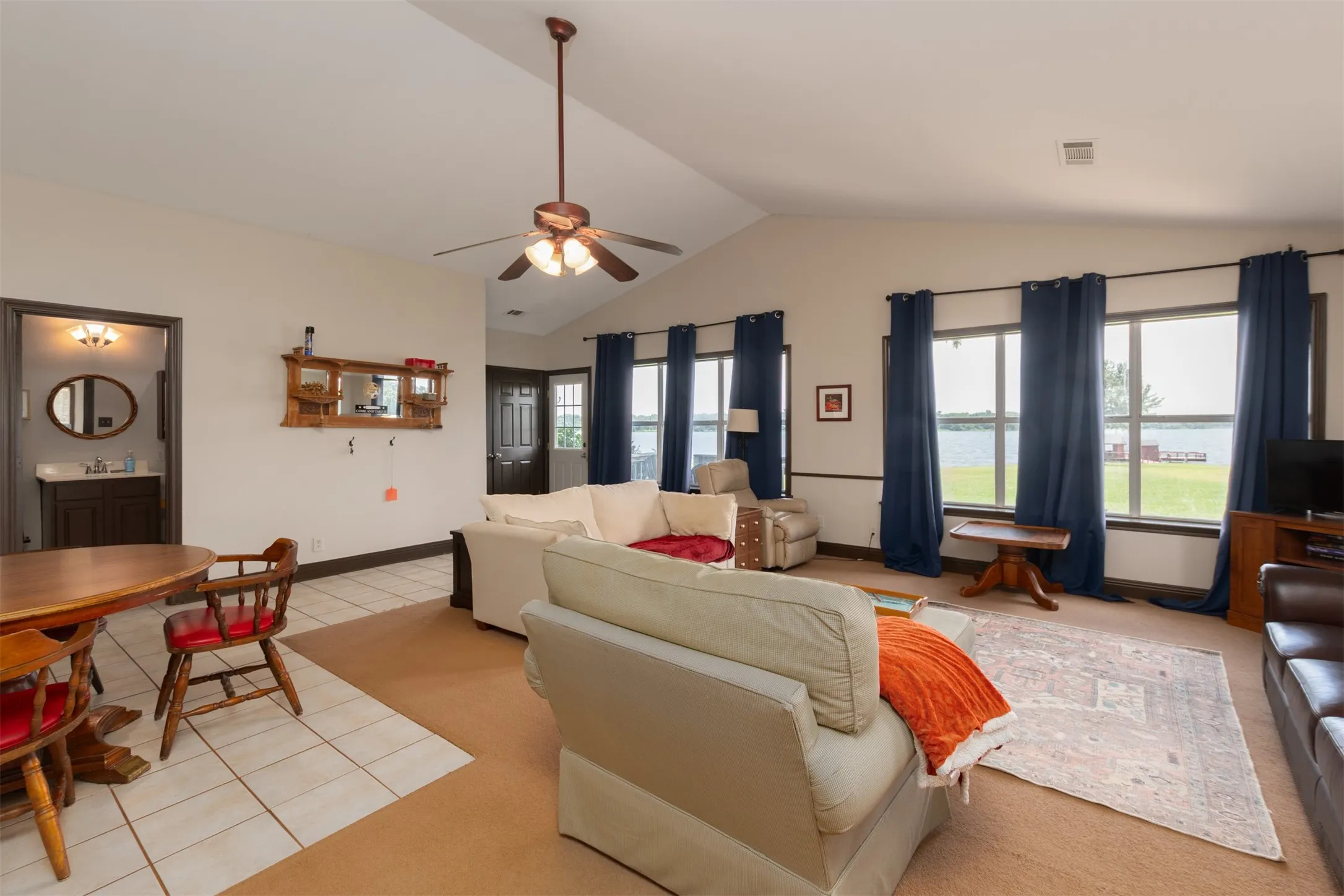 Single Family Residence For Sale in Wood County , 1747 County Road 1785, Yantis, Texas 75497, 5 Bedrooms, 4 Bathrooms, 2 Garage spaces, 3,556 Sqft, built in 1997, Price $961,900, mls#21292576, Real Estate Agent in Yantis, Homes For Sale in Wood county, Homes For Sale in Yantis, Realtor in Yantis Texas, Real Estate Brokerage Independent Realty Texas, Luminita Cordes Realtor