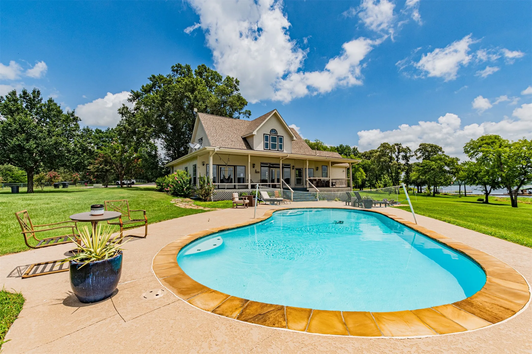 Single Family Residence For Sale in Wood County , 1747 County Road 1785, Yantis, Texas 75497, 5 Bedrooms, 4 Bathrooms, 2 Garage spaces, 3,556 Sqft, built in 1997, Price $961,900, mls#21292576, Real Estate Agent in Yantis, Homes For Sale in Wood county, Homes For Sale in Yantis, Realtor in Yantis Texas, Real Estate Brokerage Independent Realty Texas, Luminita Cordes Realtor