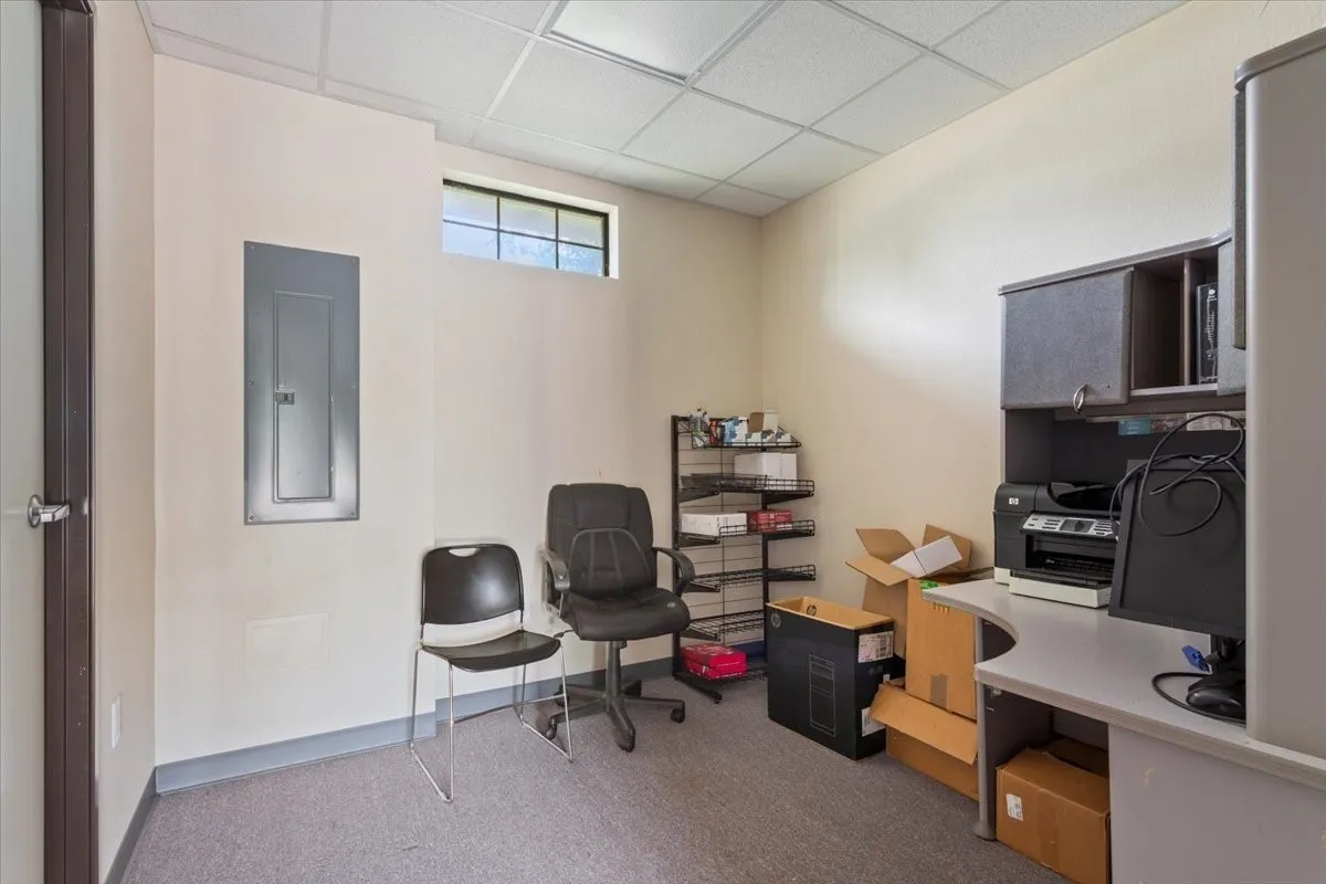 Office For Sale in Mc Lennan County , 2419 Herring Avenue B, Waco, Texas 76708, 0, 0, Garage spaces, 0 Sqft, built in 2009, Price $320,000, mls#21292409, Real Estate Agent in Waco, Homes For Sale in Mc Lennan county, Homes For Sale in Waco, Realtor in Waco Texas, Real Estate Brokerage Independent Realty Texas, Luminita Cordes Realtor