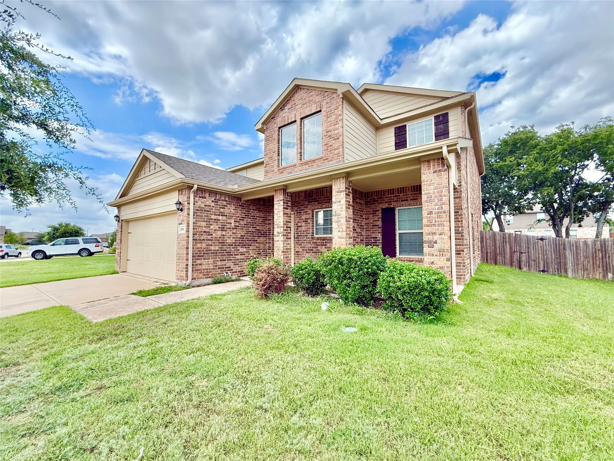 Single Family Residence For Rent in Collin County , 251 Cyrus Street, Anna, Texas 75409, 5 Bedroom, 3 Bathroom, 2 Garage spaces, 2,619 Sqft, built in 2017, mls#21292758, Real Estate Agent in Anna, Homes For Rent in Collin county, Homes For Rent in Anna, Realtor in Anna Texas, Real Estate Brokerage Independent Realty Texas, Luminita Cordes Realtor