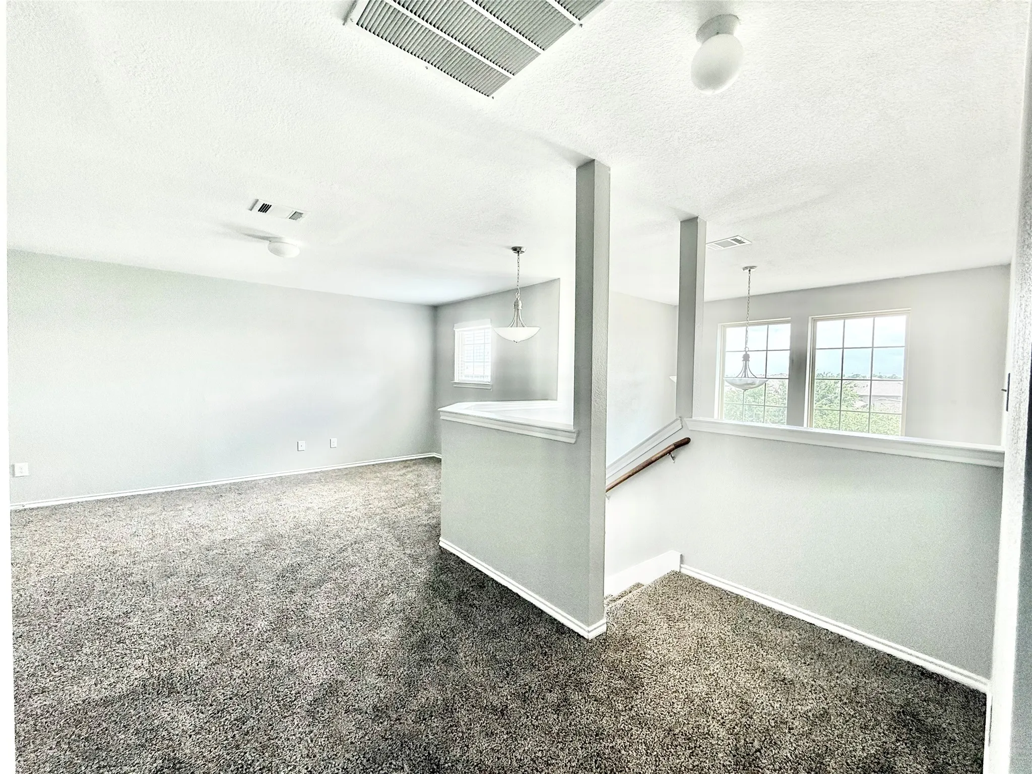 Single Family Residence For Rent in Collin County , 251 Cyrus Street, Anna, Texas 75409, 5 Bedroom, 3 Bathroom, 2 Garage spaces, 2,619 Sqft, built in 2017, mls#21292758, Real Estate Agent in Anna, Homes For Rent in Collin county, Homes For Rent in Anna, Realtor in Anna Texas, Real Estate Brokerage Independent Realty Texas, Luminita Cordes Realtor