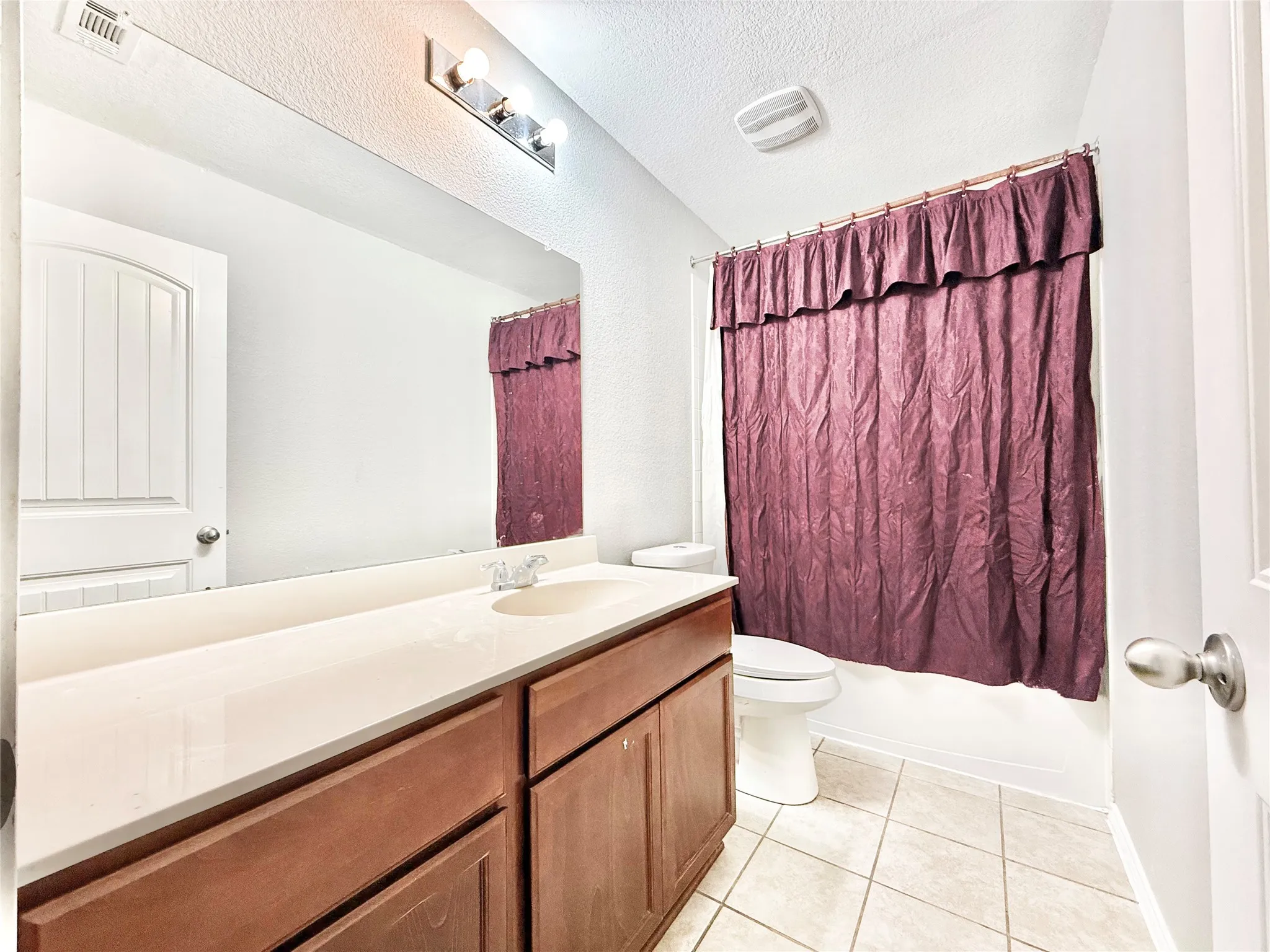 Single Family Residence For Rent in Collin County , 251 Cyrus Street, Anna, Texas 75409, 5 Bedroom, 3 Bathroom, 2 Garage spaces, 2,619 Sqft, built in 2017, mls#21292758, Real Estate Agent in Anna, Homes For Rent in Collin county, Homes For Rent in Anna, Realtor in Anna Texas, Real Estate Brokerage Independent Realty Texas, Luminita Cordes Realtor