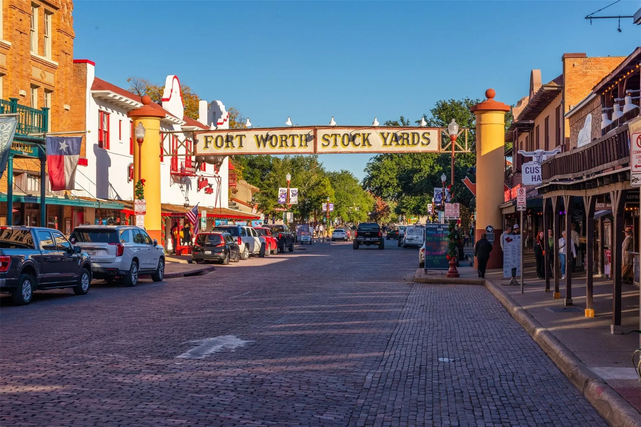 Retail For Sale in Tarrant County , 2418 Clinton Avenue, Fort Worth, Texas 76164, 0, 0, Garage spaces, 0 Sqft, built in 1994, Price $749,000, mls#21292028, Real Estate Agent in Fort Worth, Homes For Sale in Tarrant county, Homes For Sale in Fort Worth, Realtor in Fort Worth Texas, Real Estate Brokerage Independent Realty Texas, Luminita Cordes Realtor