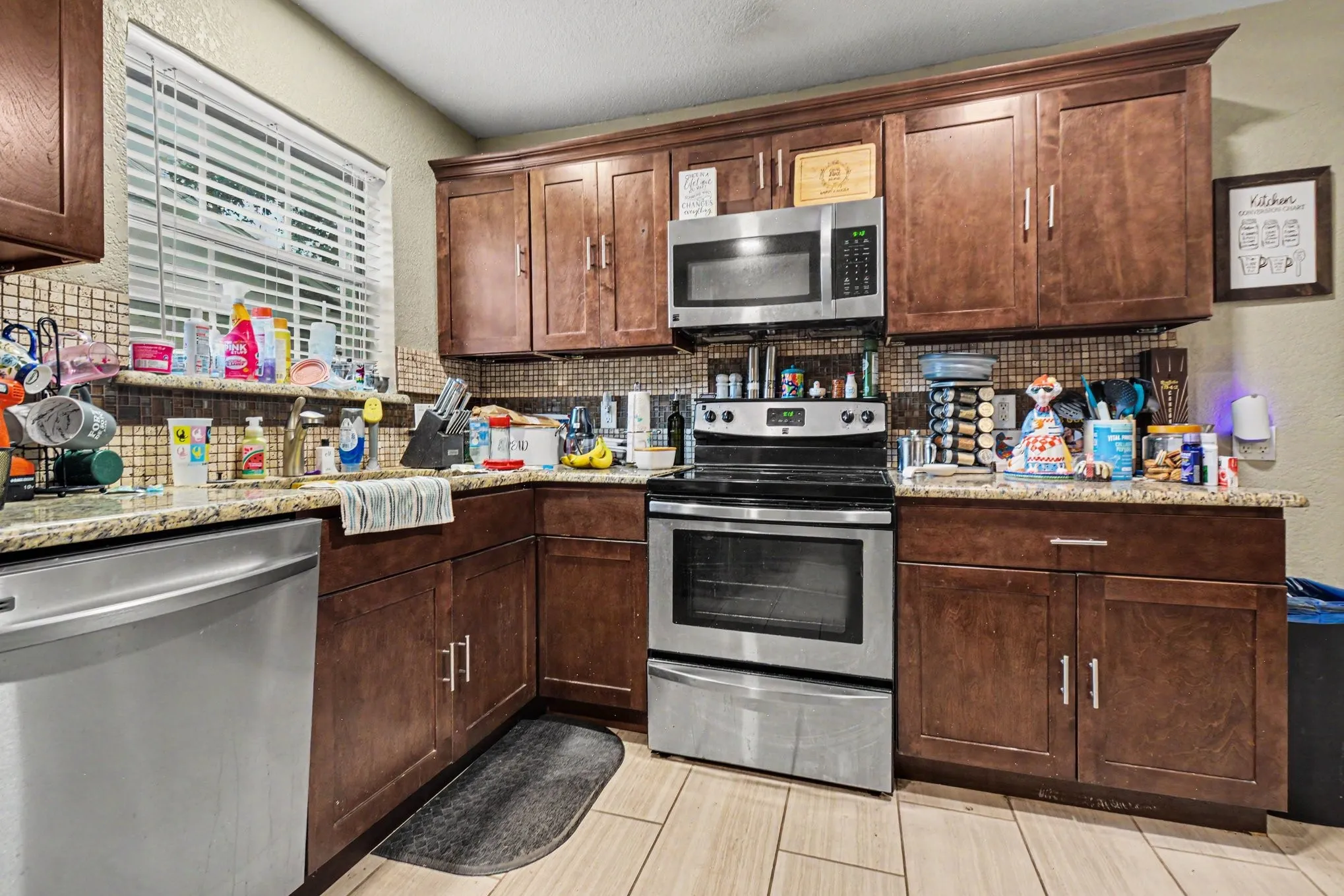 Single Family Residence For Sale in Dallas County , 4133 Logan Street, Irving, Texas 75062, 3 Bedroom, 2 Bathroom, 2 Garage spaces, 1,478 Sqft, built in 1968, mls#21292779, Real Estate Agent in Irving, Homes For Sale in Dallas county, Homes For Sale in Irving, Realtor in Irving Texas, Real Estate Brokerage Independent Realty Texas, Luminita Cordes Realtor