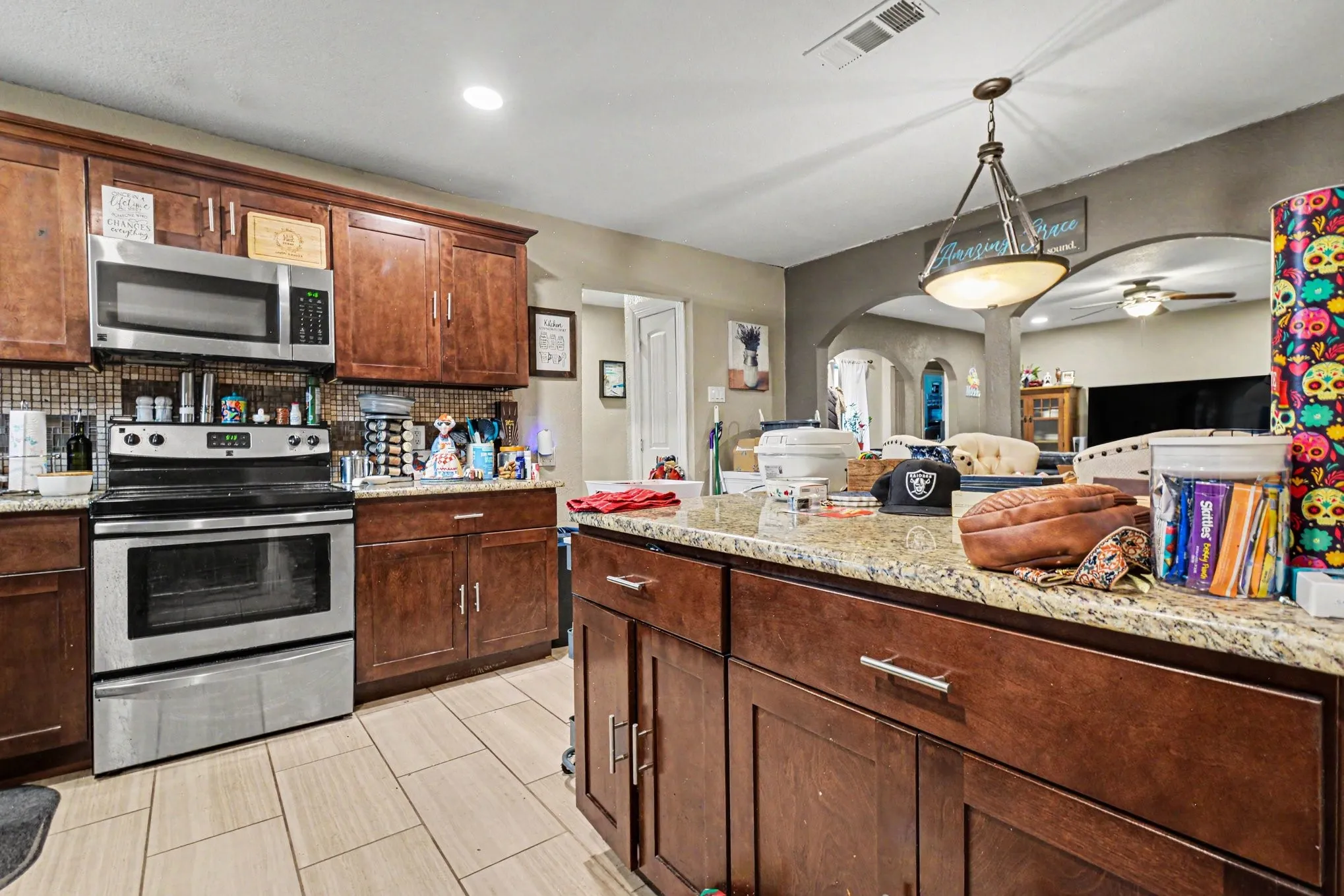 Single Family Residence For Sale in Dallas County , 4133 Logan Street, Irving, Texas 75062, 3 Bedroom, 2 Bathroom, 2 Garage spaces, 1,478 Sqft, built in 1968, mls#21292779, Real Estate Agent in Irving, Homes For Sale in Dallas county, Homes For Sale in Irving, Realtor in Irving Texas, Real Estate Brokerage Independent Realty Texas, Luminita Cordes Realtor
