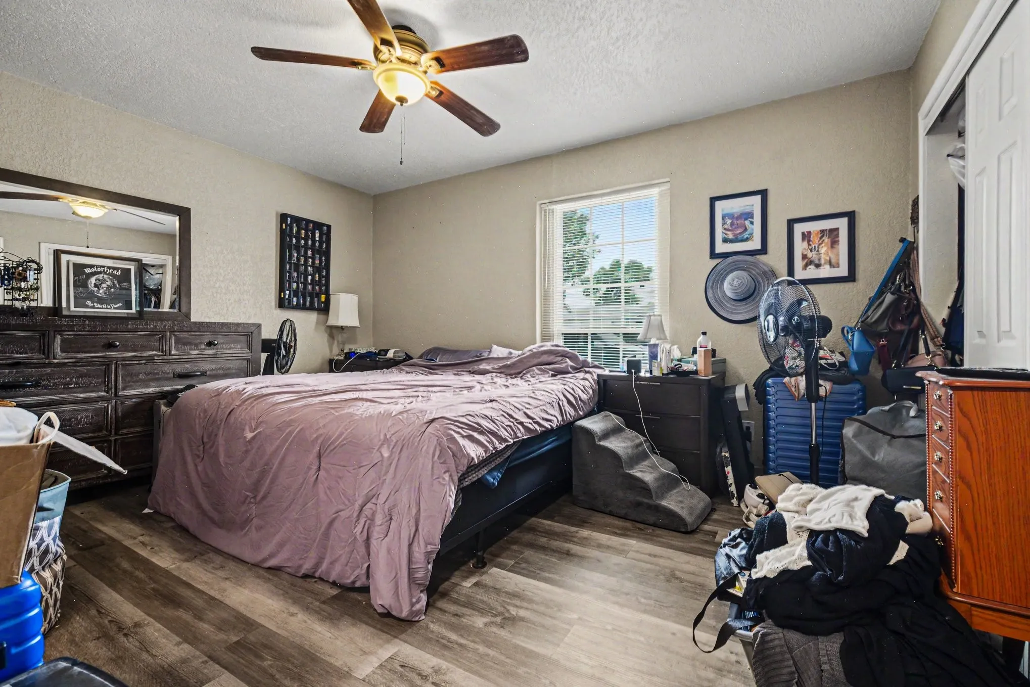 Single Family Residence For Sale in Dallas County , 4133 Logan Street, Irving, Texas 75062, 3 Bedroom, 2 Bathroom, 2 Garage spaces, 1,478 Sqft, built in 1968, mls#21292779, Real Estate Agent in Irving, Homes For Sale in Dallas county, Homes For Sale in Irving, Realtor in Irving Texas, Real Estate Brokerage Independent Realty Texas, Luminita Cordes Realtor