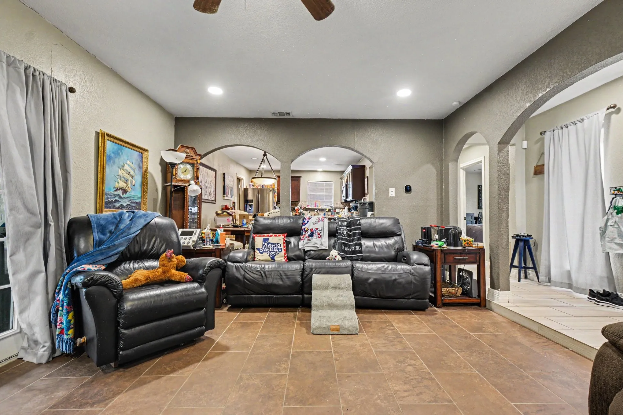 Single Family Residence For Sale in Dallas County , 4133 Logan Street, Irving, Texas 75062, 3 Bedroom, 2 Bathroom, 2 Garage spaces, 1,478 Sqft, built in 1968, mls#21292779, Real Estate Agent in Irving, Homes For Sale in Dallas county, Homes For Sale in Irving, Realtor in Irving Texas, Real Estate Brokerage Independent Realty Texas, Luminita Cordes Realtor