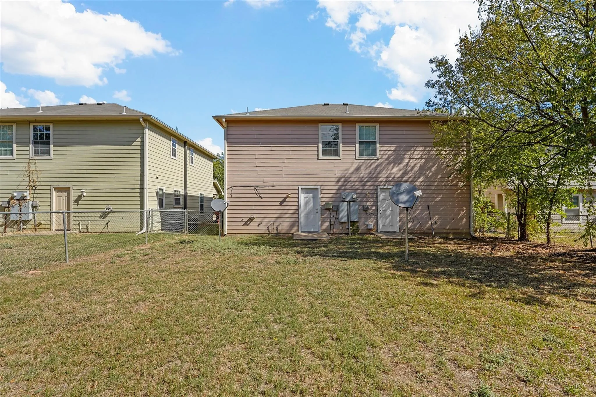 Duplex For Sale in Grayson County , 408-410 Cleveland, Sherman, Texas 75090, 4 Bedroom, 6 Bathroom, 1 Garage spaces, 0 Sqft, built in 2008, mls#21292786, Real Estate Agent in Sherman, Homes For Sale in Grayson county, Homes For Sale in Sherman, Realtor in Sherman Texas, Real Estate Brokerage Independent Realty Texas, Luminita Cordes Realtor