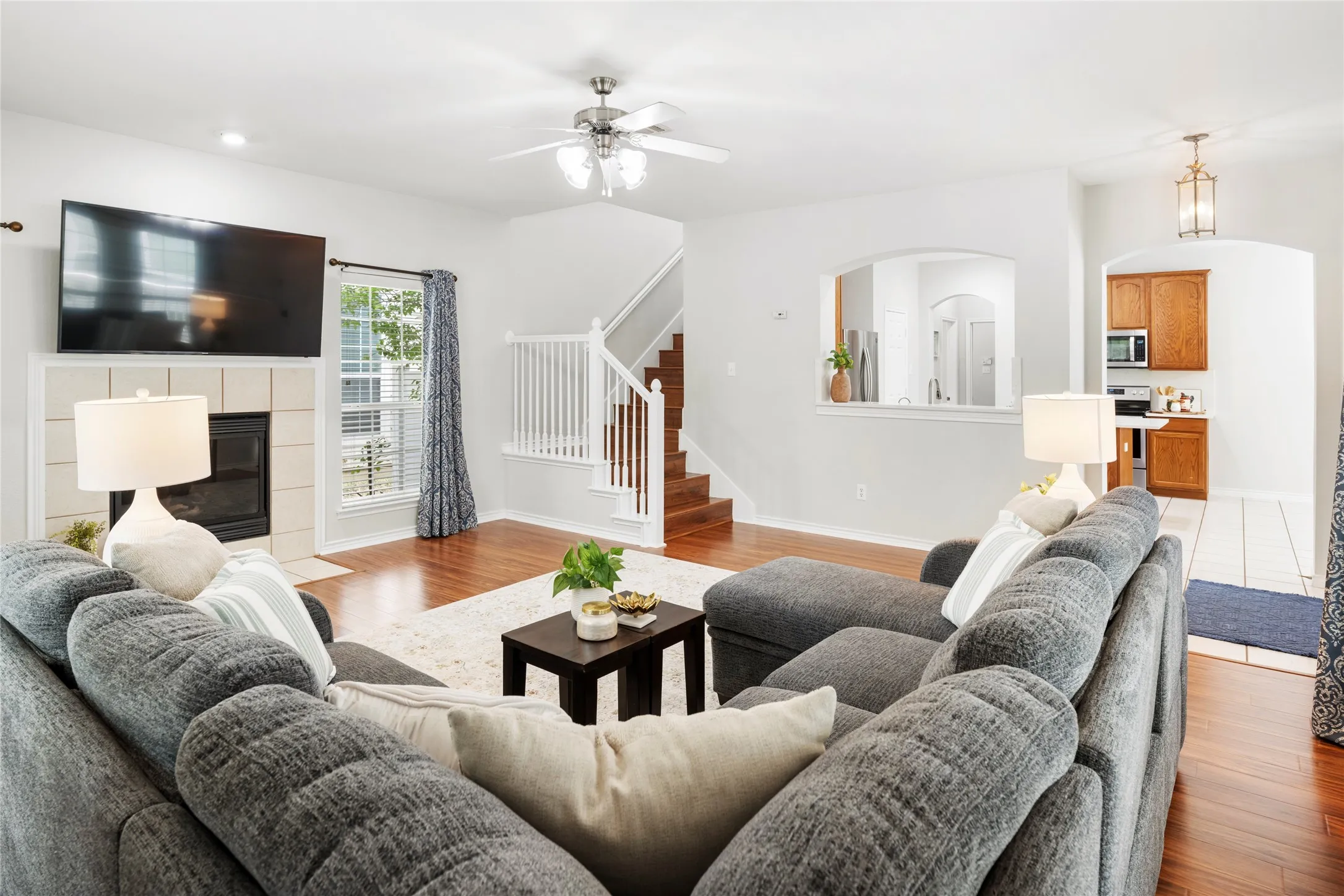Single Family Residence For Sale in Denton County , 1241 Chattahoochee Drive, Savannah, Texas 76227, 3 Bedroom, 3 Bathroom, 2 Garage spaces, 1,906 Sqft, built in 2006, mls#21292380, Real Estate Agent in Savannah, Homes For Sale in Denton county, Homes For Sale in Savannah, Realtor in Savannah Texas, Real Estate Brokerage Independent Realty Texas, Luminita Cordes Realtor