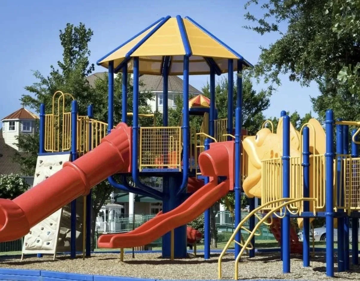 Savannah has 4 parks: Jasmine Park - Located in Wiseria Village -North entrance at the corner of Jasmine Trl and Mount Laurel Dr.; South Entrance at the corner of Pinehurst Dr and Piedmont Place.Shawnee Park - Located between Oglethorpe & Shawnee, this park also has a dog park for both large and small dogs.Dog Parks:
Four Paws Park - Located between Cotton Exchange Drive & Spanish Moss Drive.
Cherokee Rose Dog Park - Located at the end of the Cherokee Rose Trail. five fishing lakes, and walking trails placed throughout the neighborhood.