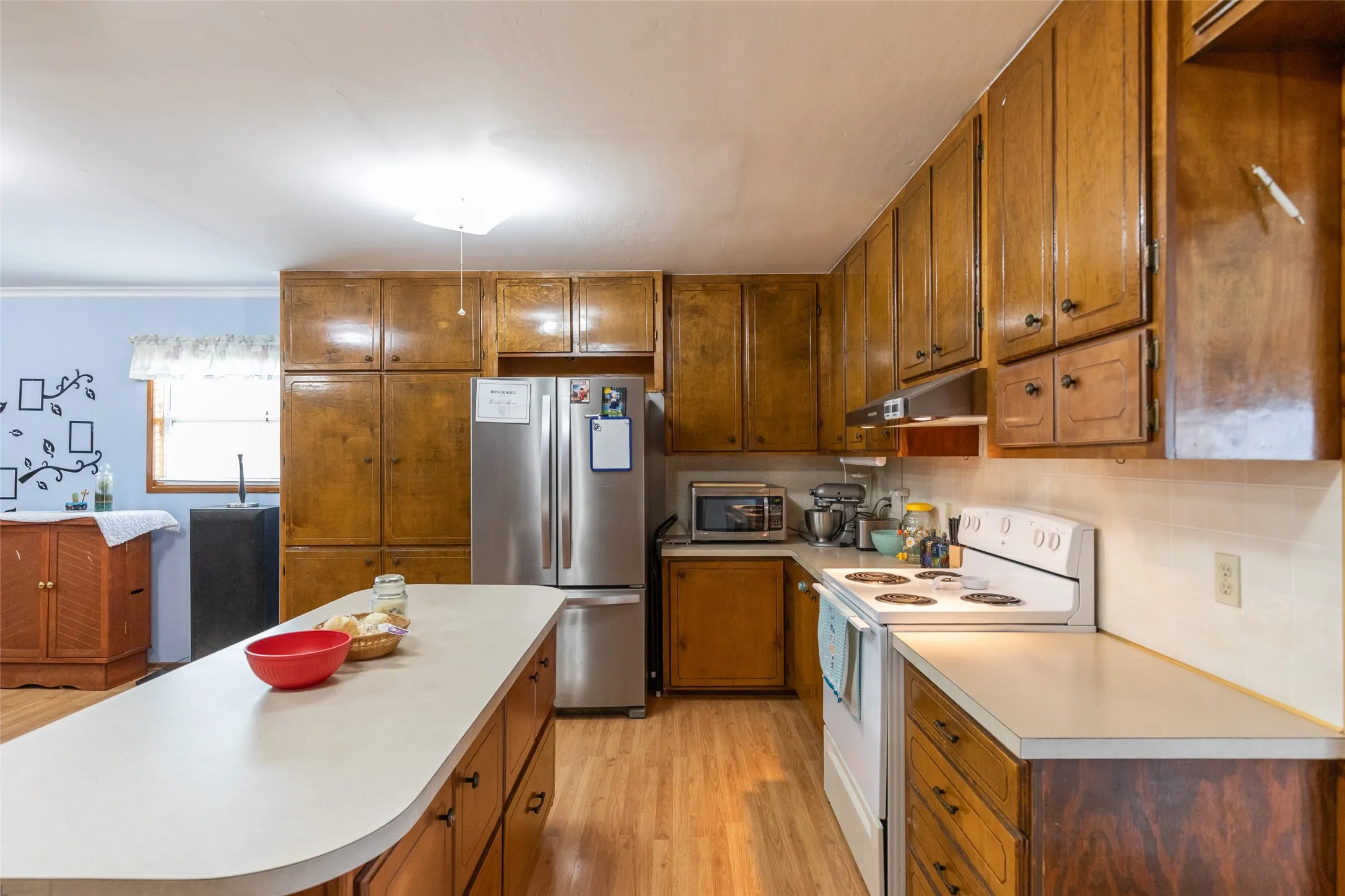 Single Family Residence For Sale in Taylor County , 8867 Spinks Road, Abilene, Texas 79603, 2 Bedroom, 2 Bathroom, Garage spaces, 1,784 Sqft, built in 1982, mls#21292675, Real Estate Agent in Abilene, Homes For Sale in Taylor county, Homes For Sale in Abilene, Realtor in Abilene Texas, Real Estate Brokerage Independent Realty Texas, Luminita Cordes Realtor