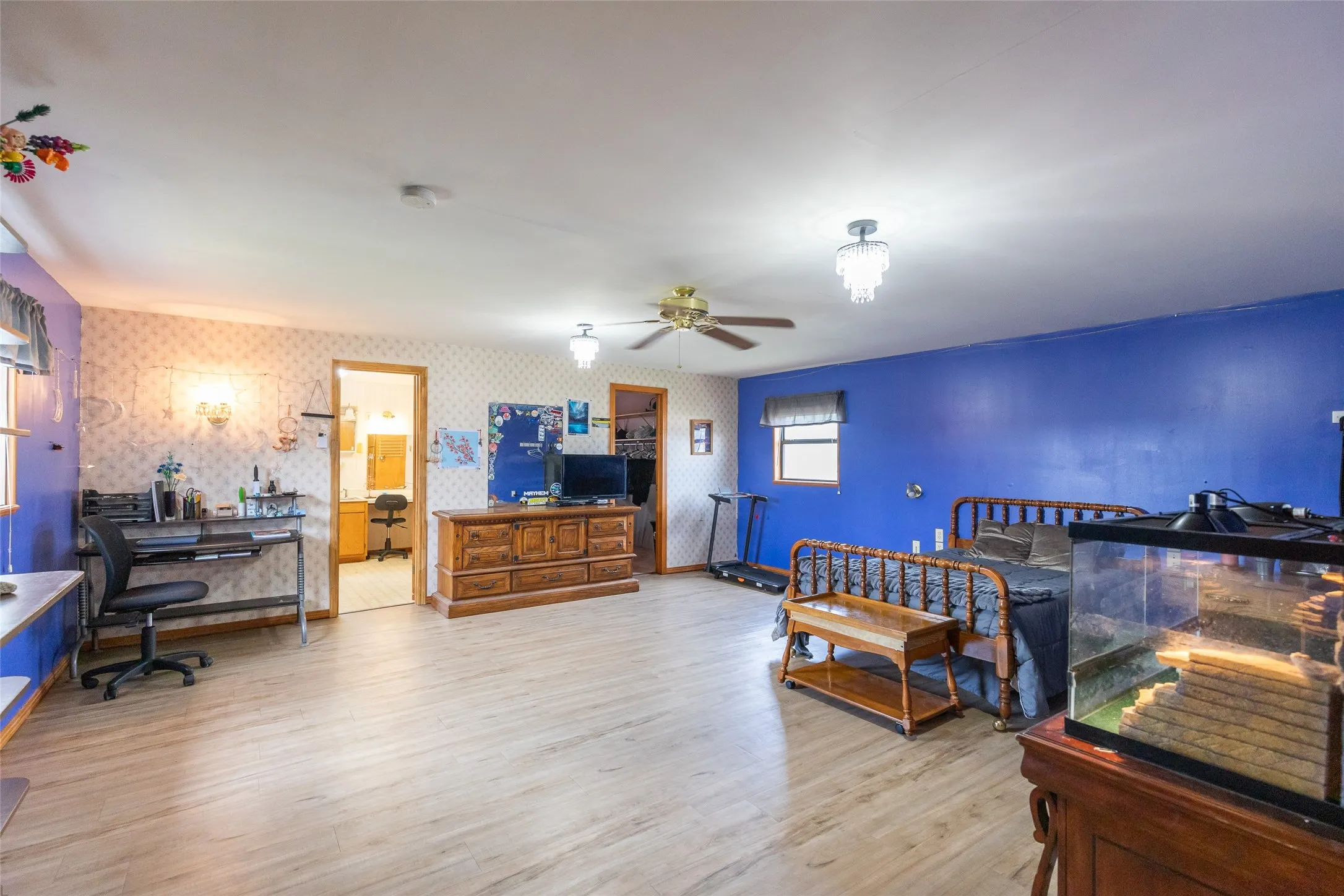 Single Family Residence For Sale in Taylor County , 8867 Spinks Road, Abilene, Texas 79603, 2 Bedroom, 2 Bathroom, Garage spaces, 1,784 Sqft, built in 1982, mls#21292675, Real Estate Agent in Abilene, Homes For Sale in Taylor county, Homes For Sale in Abilene, Realtor in Abilene Texas, Real Estate Brokerage Independent Realty Texas, Luminita Cordes Realtor