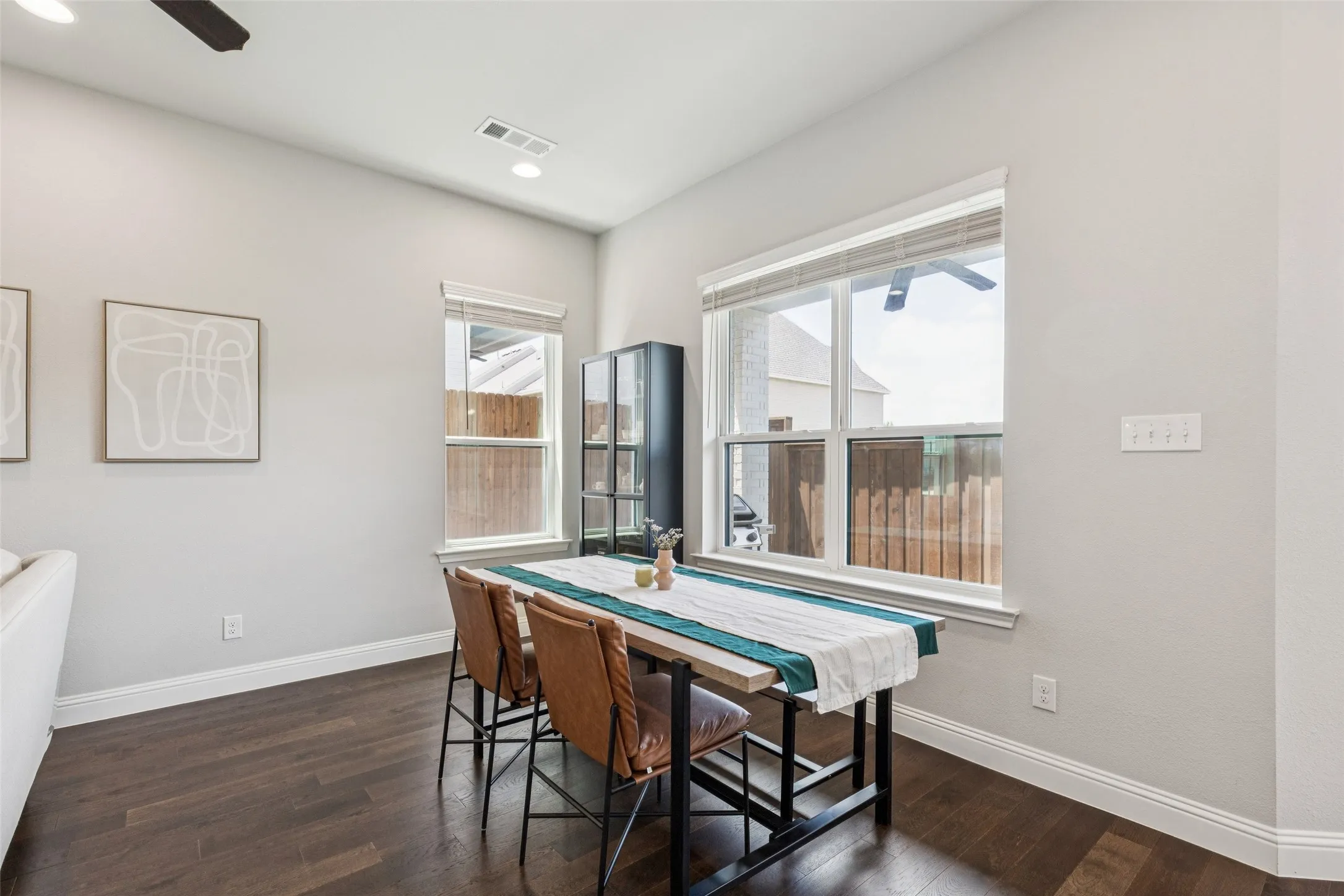 Condominium For Sale in Tarrant County , 6306 Oakbend Circle, Fort Worth, Texas 76132, 3 Bedroom, 3 Bathroom, 2 Garage spaces, 1,999 Sqft, built in 2020, Price $375,000, mls#21291439, Real Estate Agent in Fort Worth, Homes For Sale in Tarrant county, Homes For Sale in Fort Worth, Realtor in Fort Worth Texas, Real Estate Brokerage Independent Realty Texas, Luminita Cordes Realtor