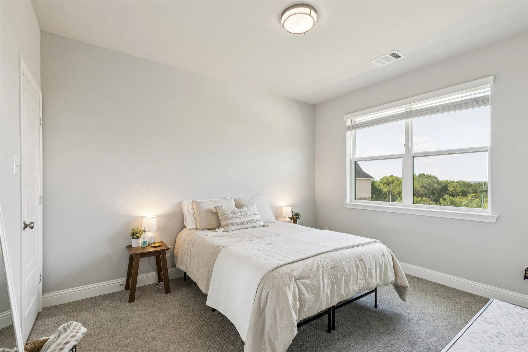 Condominium For Sale in Tarrant County , 6306 Oakbend Circle, Fort Worth, Texas 76132, 3 Bedroom, 3 Bathroom, 2 Garage spaces, 1,999 Sqft, built in 2020, Price $375,000, mls#21291439, Real Estate Agent in Fort Worth, Homes For Sale in Tarrant county, Homes For Sale in Fort Worth, Realtor in Fort Worth Texas, Real Estate Brokerage Independent Realty Texas, Luminita Cordes Realtor