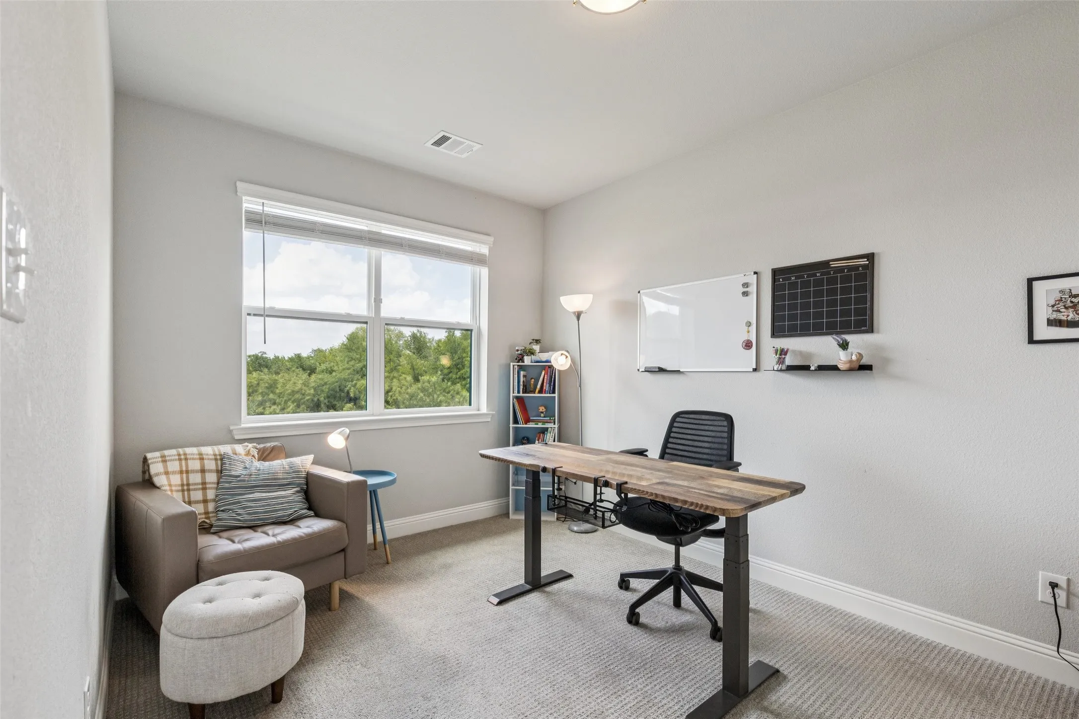 Condominium For Sale in Tarrant County , 6306 Oakbend Circle, Fort Worth, Texas 76132, 3 Bedroom, 3 Bathroom, 2 Garage spaces, 1,999 Sqft, built in 2020, Price $375,000, mls#21291439, Real Estate Agent in Fort Worth, Homes For Sale in Tarrant county, Homes For Sale in Fort Worth, Realtor in Fort Worth Texas, Real Estate Brokerage Independent Realty Texas, Luminita Cordes Realtor