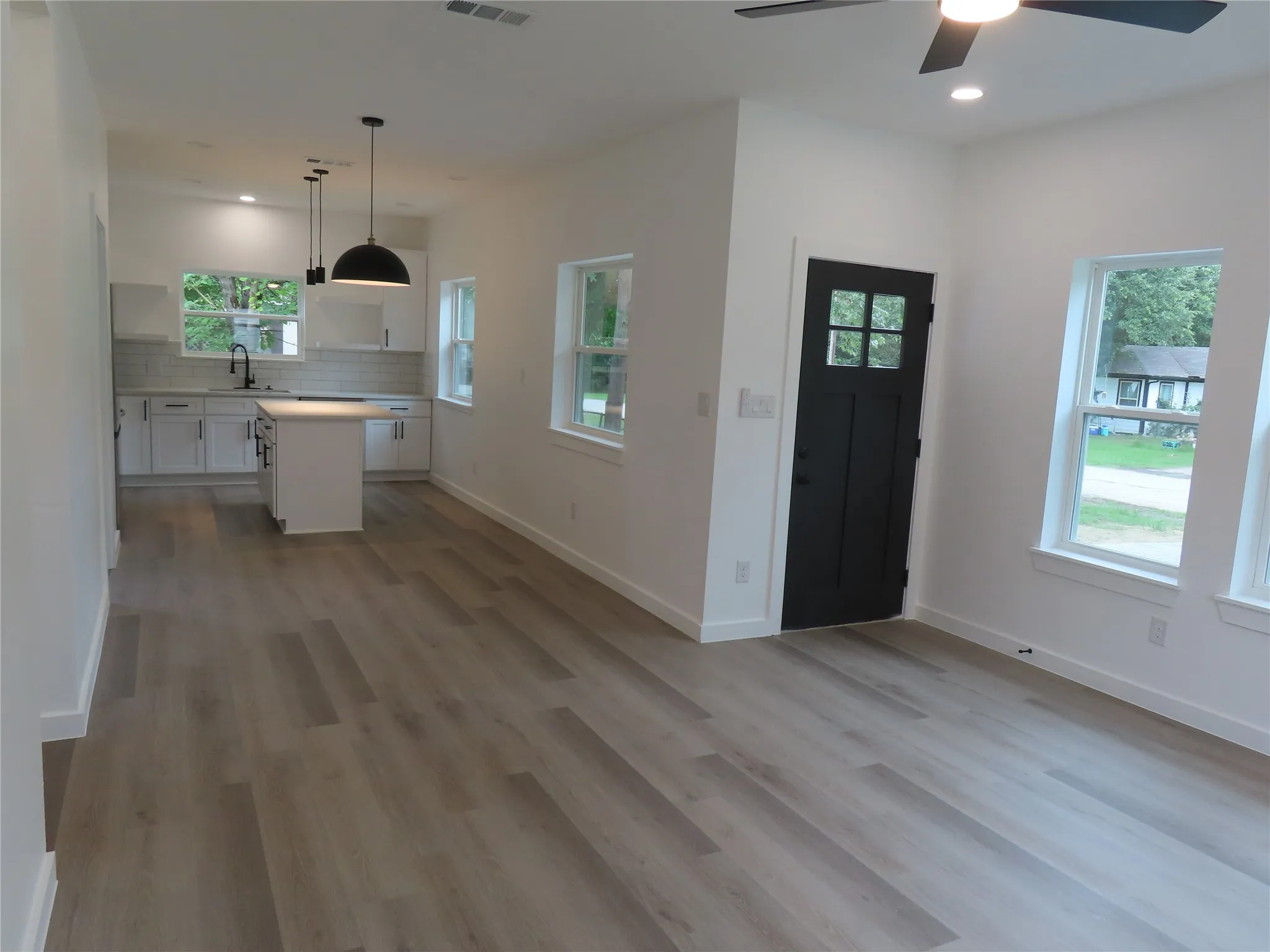 Single Family Residence For Sale in Van Zandt County , 315 E Orville Street, Wills Point, Texas 75169, 3 Bedroom, 2 Bathroom, Garage spaces, 1,225 Sqft, built in 2026, mls#21292301, Real Estate Agent in Wills Point, Homes For Sale in Van Zandt county, Homes For Sale in Wills Point, Realtor in Wills Point Texas, Real Estate Brokerage Independent Realty Texas, Luminita Cordes Realtor