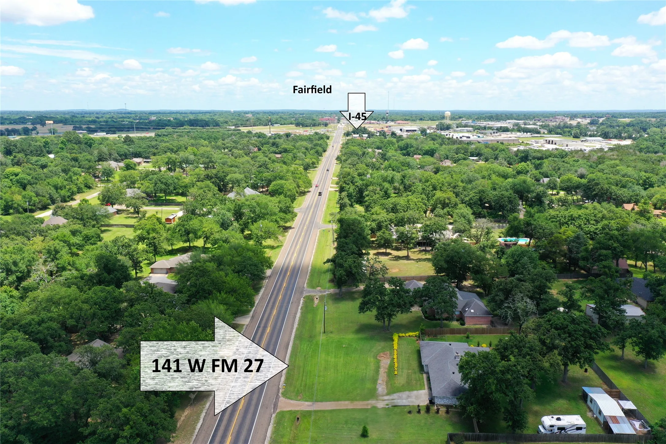 Single Family Residence For Sale in Freestone County , 141 Fm 27 W, Fairfield, Texas 75840, 2 Bedroom, 2 Bathroom, 2 Garage spaces, 2,013 Sqft, built in 1999, mls#21284257, Real Estate Agent in Fairfield, Homes For Sale in Freestone county, Homes For Sale in Fairfield, Realtor in Fairfield Texas, Real Estate Brokerage Independent Realty Texas, Luminita Cordes Realtor