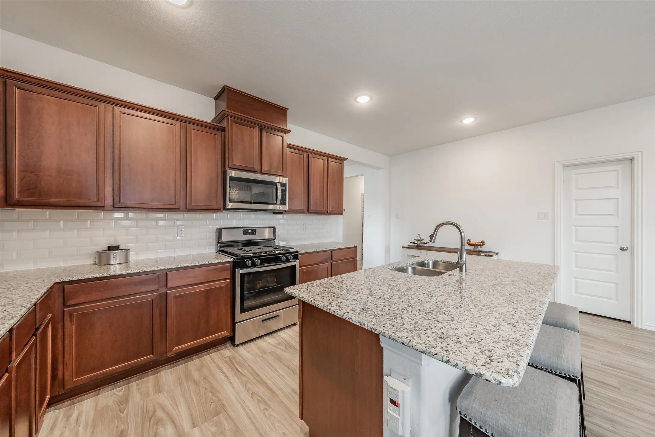 Single Family Residence For Sale in Denton County , 1446 White Water Way, Aubrey, Texas 76227, 4 Bedroom, 3 Bathroom, 3 Garage spaces, 2,214 Sqft, built in 2021, Price $439,000, mls#21277318, Real Estate Agent in Aubrey, Homes For Sale in Denton county, Homes For Sale in Aubrey, Realtor in Aubrey Texas, Real Estate Brokerage Independent Realty Texas, Luminita Cordes Realtor