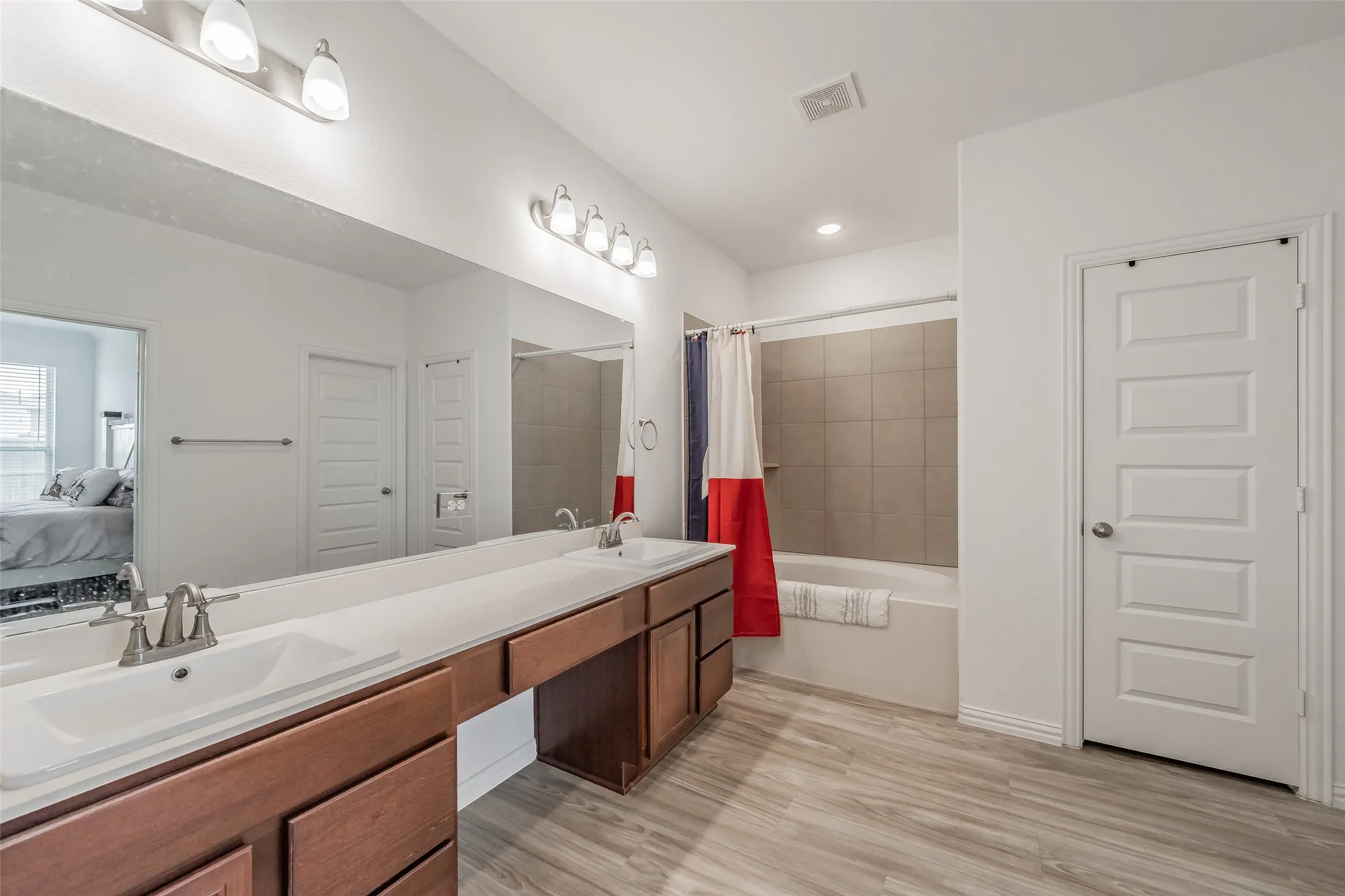 Single Family Residence For Sale in Denton County , 1446 White Water Way, Aubrey, Texas 76227, 4 Bedroom, 3 Bathroom, 3 Garage spaces, 2,214 Sqft, built in 2021, Price $439,000, mls#21277318, Real Estate Agent in Aubrey, Homes For Sale in Denton county, Homes For Sale in Aubrey, Realtor in Aubrey Texas, Real Estate Brokerage Independent Realty Texas, Luminita Cordes Realtor