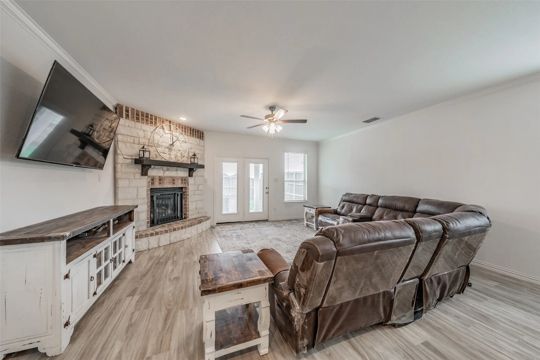 Single Family Residence For Sale in Denton County , 1446 White Water Way, Aubrey, Texas 76227, 4 Bedroom, 3 Bathroom, 3 Garage spaces, 2,214 Sqft, built in 2021, Price $439,000, mls#21277318, Real Estate Agent in Aubrey, Homes For Sale in Denton county, Homes For Sale in Aubrey, Realtor in Aubrey Texas, Real Estate Brokerage Independent Realty Texas, Luminita Cordes Realtor
