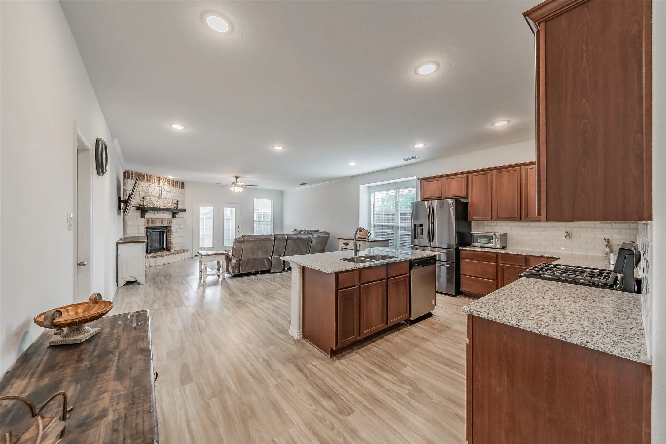 Single Family Residence For Sale in Denton County , 1446 White Water Way, Aubrey, Texas 76227, 4 Bedroom, 3 Bathroom, 3 Garage spaces, 2,214 Sqft, built in 2021, Price $439,000, mls#21277318, Real Estate Agent in Aubrey, Homes For Sale in Denton county, Homes For Sale in Aubrey, Realtor in Aubrey Texas, Real Estate Brokerage Independent Realty Texas, Luminita Cordes Realtor