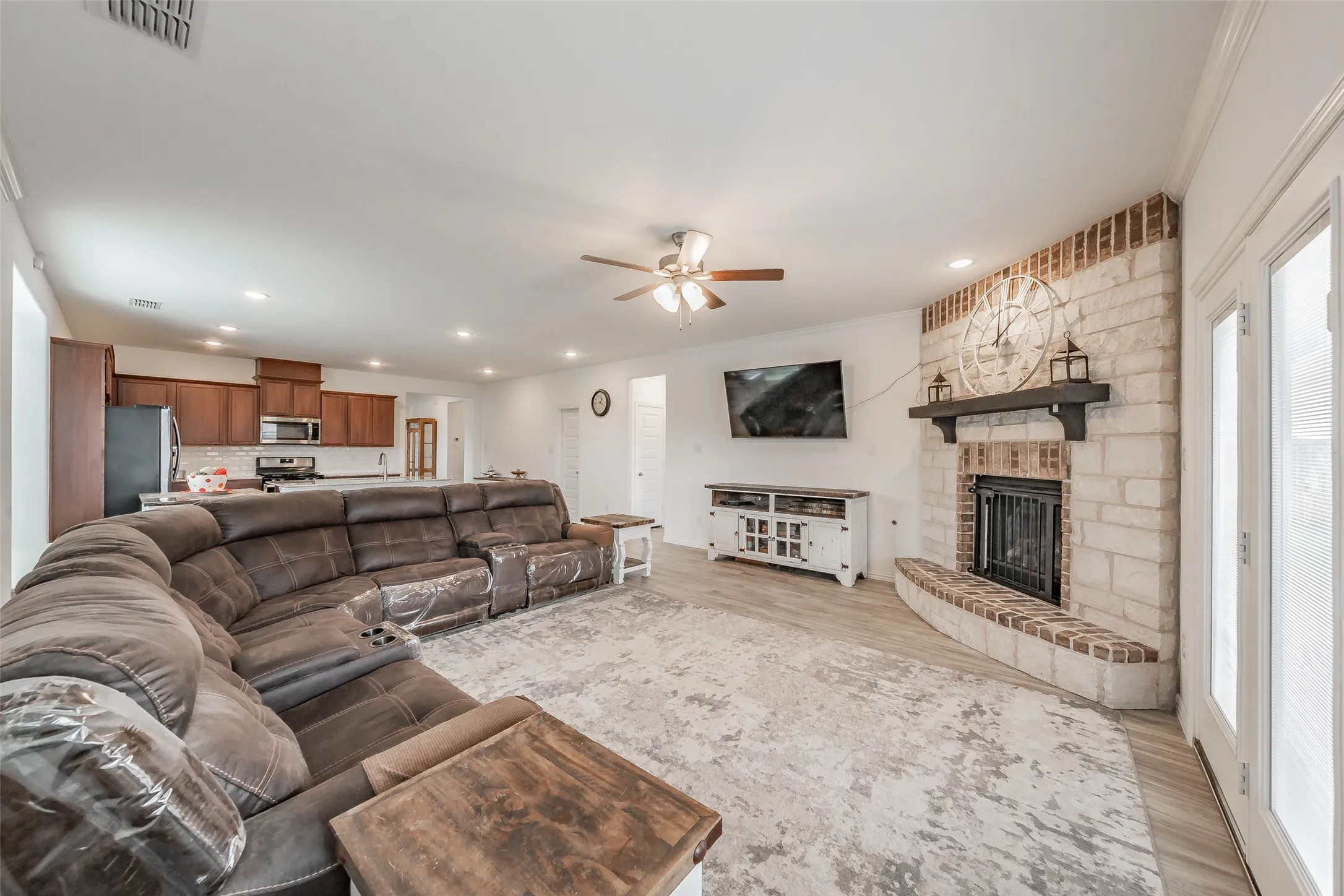 Living room with fireplace