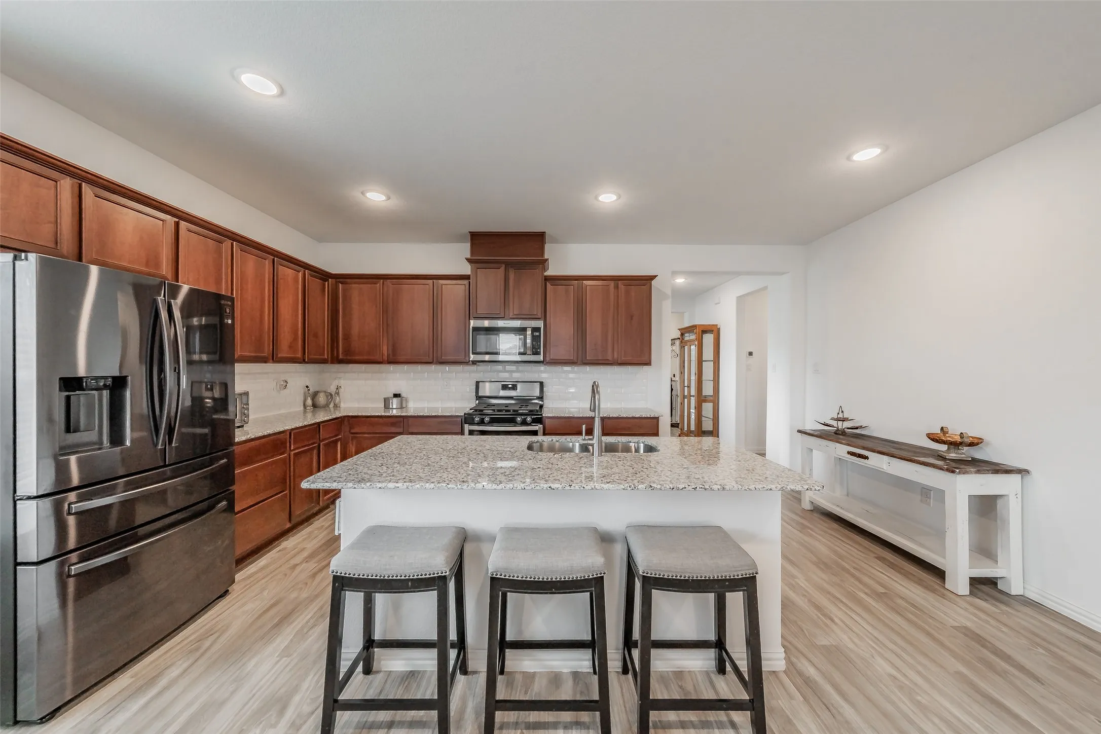 Single Family Residence For Sale in Denton County , 1446 White Water Way, Aubrey, Texas 76227, 4 Bedroom, 3 Bathroom, 3 Garage spaces, 2,214 Sqft, built in 2021, Price $439,000, mls#21277318, Real Estate Agent in Aubrey, Homes For Sale in Denton county, Homes For Sale in Aubrey, Realtor in Aubrey Texas, Real Estate Brokerage Independent Realty Texas, Luminita Cordes Realtor