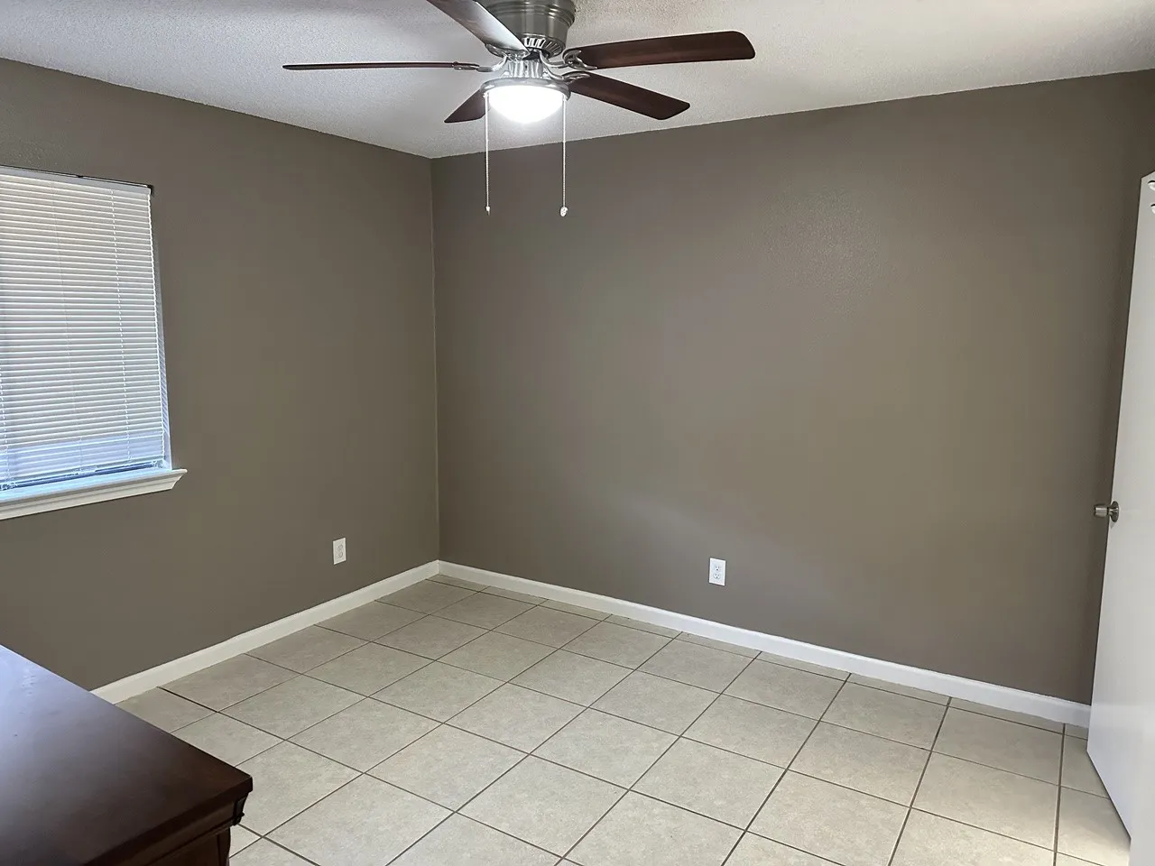 Condominium For Sale in Dallas County , 6108 Abrams Road 107, Dallas, Texas 75231, 1 Bedroom, 1 Bathroom, Garage spaces, 600 Sqft, built in 2005, Price $110,000, mls#21292018, Real Estate Agent in Dallas, Homes For Sale in Dallas county, Homes For Sale in Dallas, Realtor in Dallas Texas, Real Estate Brokerage Independent Realty Texas, Luminita Cordes Realtor