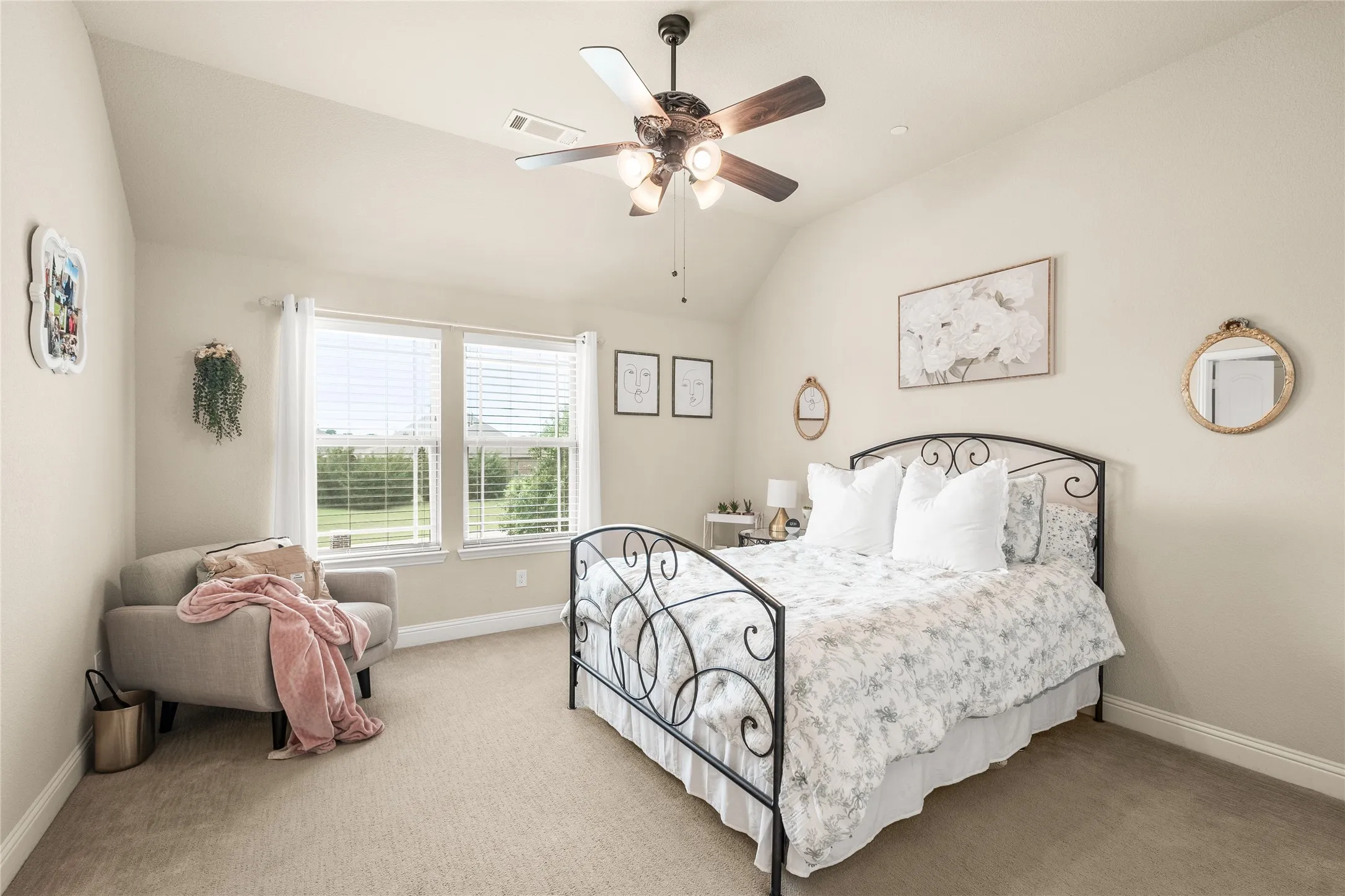 secondary bedroom