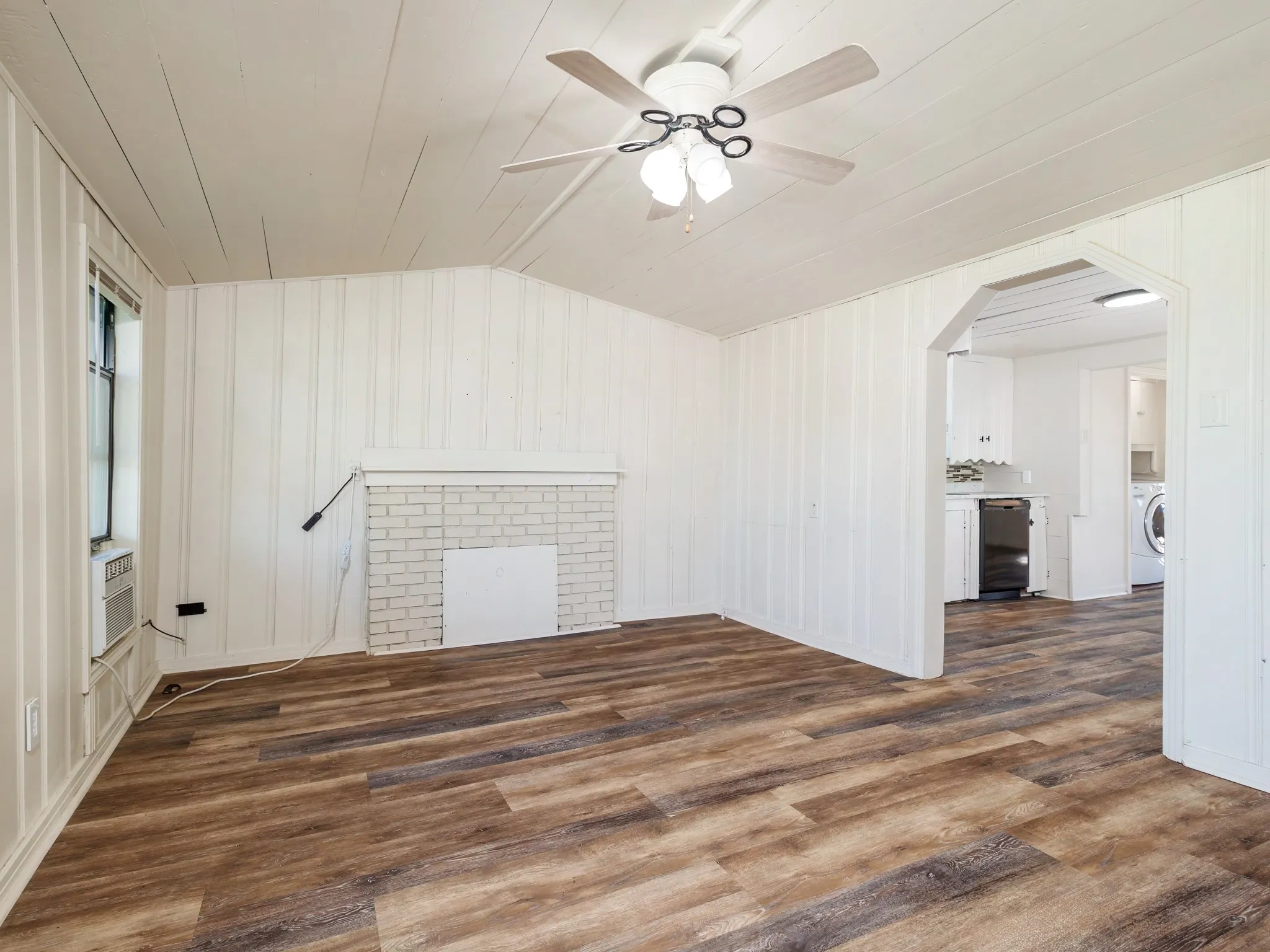 Spacious living room.