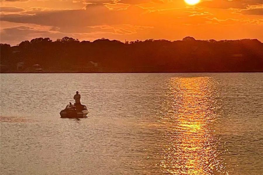 Sunset view over Lake Brownwood