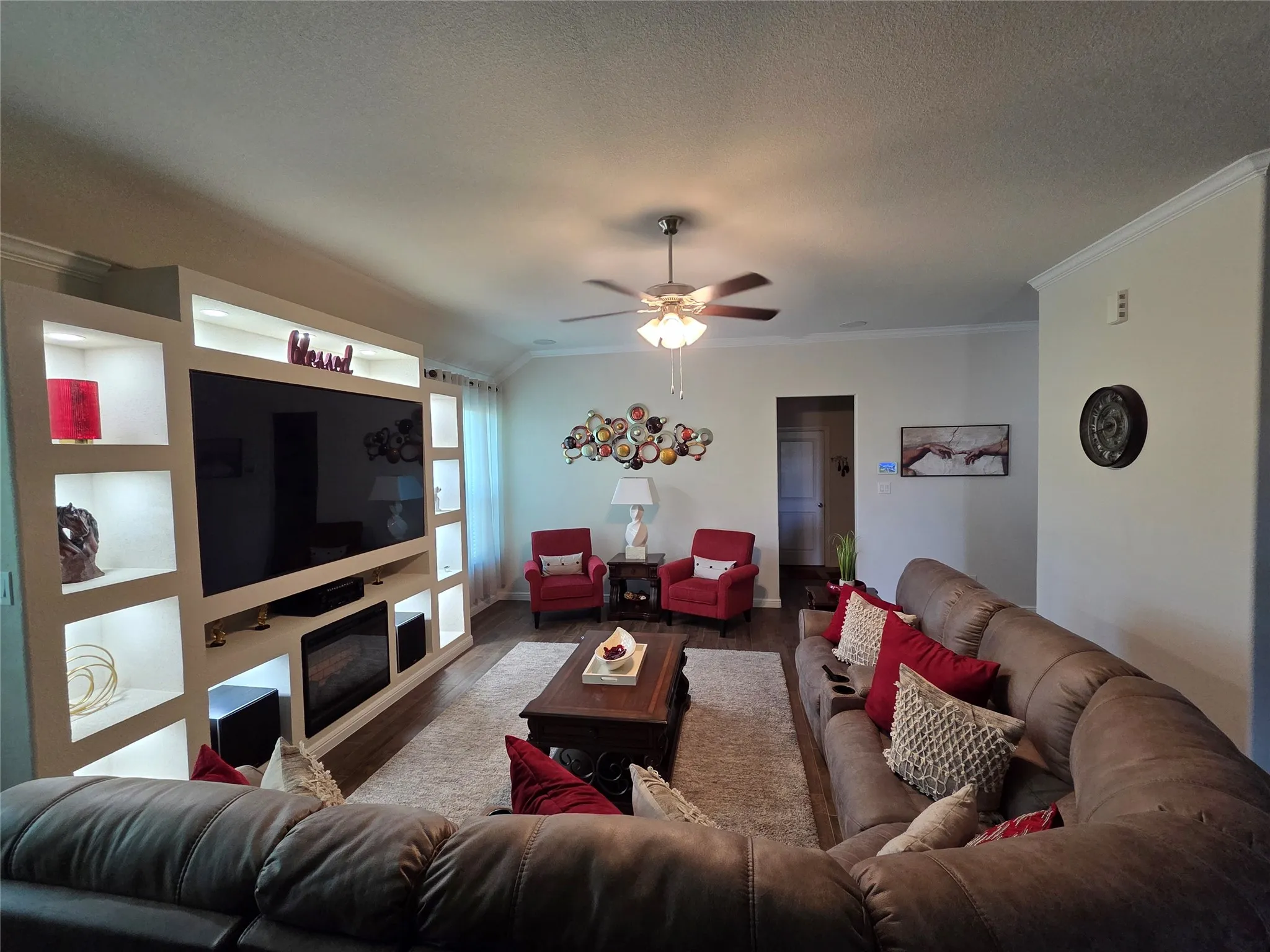 Single Family Residence For Sale in Tarrant County , 7802 Bella Way, Arlington, Texas 76001, 4 Bedroom, 2 Bathroom, 3 Garage spaces, 2,270 Sqft, built in 2020, mls#21291174, Real Estate Agent in Arlington, Homes For Sale in Tarrant county, Homes For Sale in Arlington, Realtor in Arlington Texas, Real Estate Brokerage Independent Realty Texas, Luminita Cordes Realtor