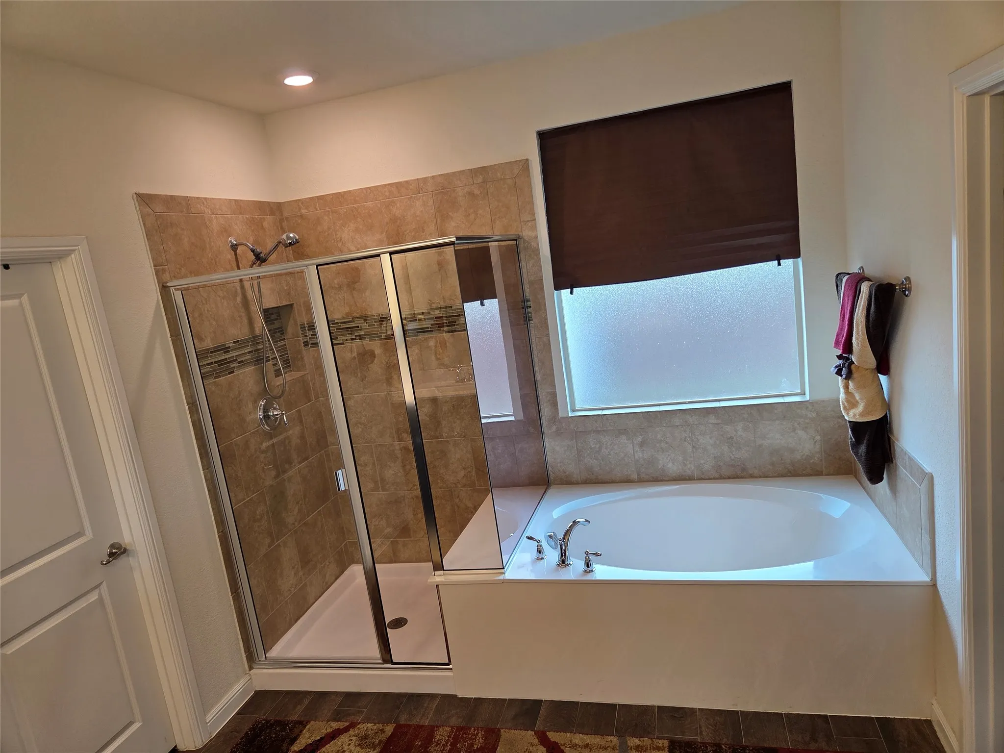 Single Family Residence For Sale in Tarrant County , 7802 Bella Way, Arlington, Texas 76001, 4 Bedroom, 2 Bathroom, 3 Garage spaces, 2,270 Sqft, built in 2020, mls#21291174, Real Estate Agent in Arlington, Homes For Sale in Tarrant county, Homes For Sale in Arlington, Realtor in Arlington Texas, Real Estate Brokerage Independent Realty Texas, Luminita Cordes Realtor