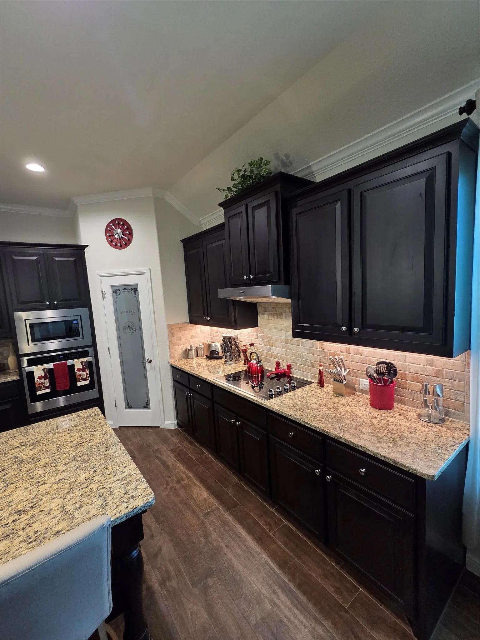 Single Family Residence For Sale in Tarrant County , 7802 Bella Way, Arlington, Texas 76001, 4 Bedroom, 2 Bathroom, 3 Garage spaces, 2,270 Sqft, built in 2020, mls#21291174, Real Estate Agent in Arlington, Homes For Sale in Tarrant county, Homes For Sale in Arlington, Realtor in Arlington Texas, Real Estate Brokerage Independent Realty Texas, Luminita Cordes Realtor