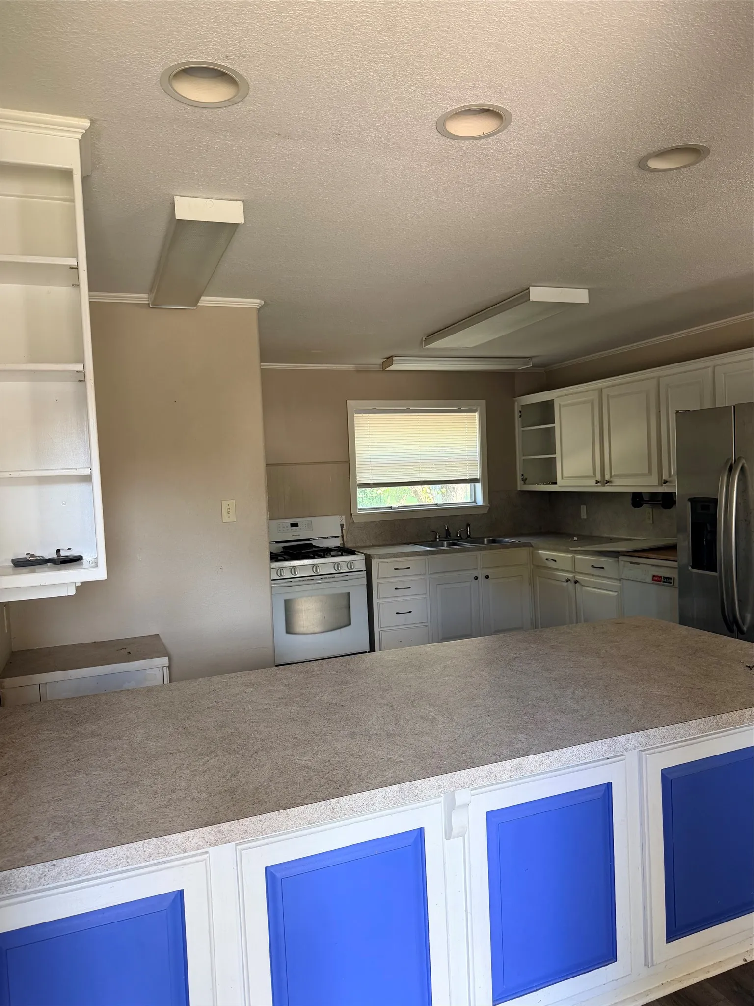 Single Family Residence For Sale in Mc Lennan County , 3536 Pine Avenue, Waco, Texas 76708, 3 Bedroom, 1 Bathroom, 1 Garage spaces, 1,013 Sqft, built in 1959, mls#21288163, Real Estate Agent in Waco, Homes For Sale in Mc Lennan county, Homes For Sale in Waco, Realtor in Waco Texas, Real Estate Brokerage Independent Realty Texas, Luminita Cordes Realtor