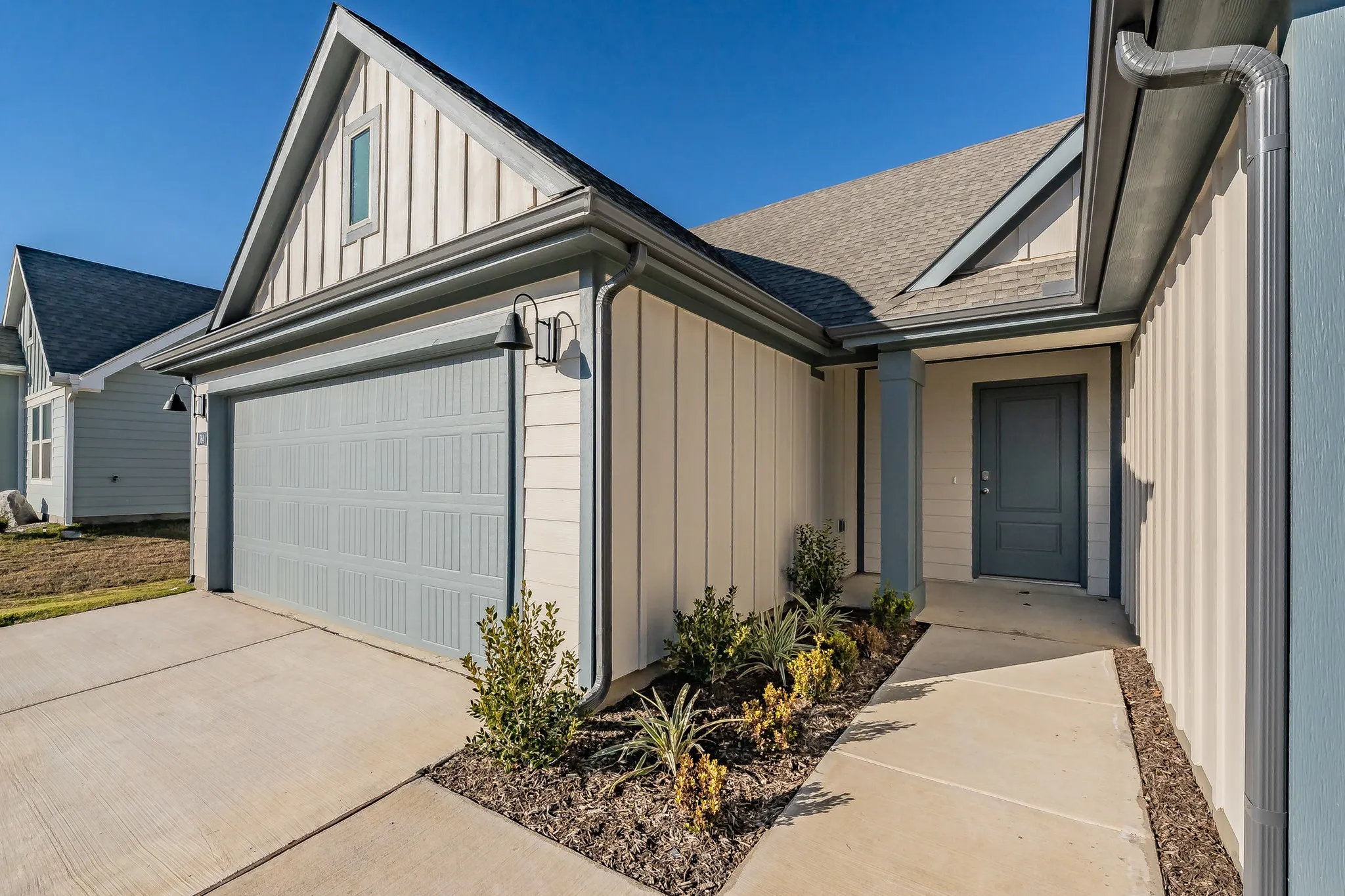 Single Family Residence For Rent in Cooke County , 764 Primrose Lane, Pilot Point, Texas 76258, 3 Bedrooms, 2 Bathrooms, 2 Garage spaces, 1,601 Sqft, built in 2023, Price $2,100, mls#21292855, Real Estate Agent in Pilot Point, Homes For Rent in Cooke county, Homes For Rent in Pilot Point, Realtor in Pilot Point Texas, Real Estate Brokerage Independent Realty Texas, Luminita Cordes Realtor