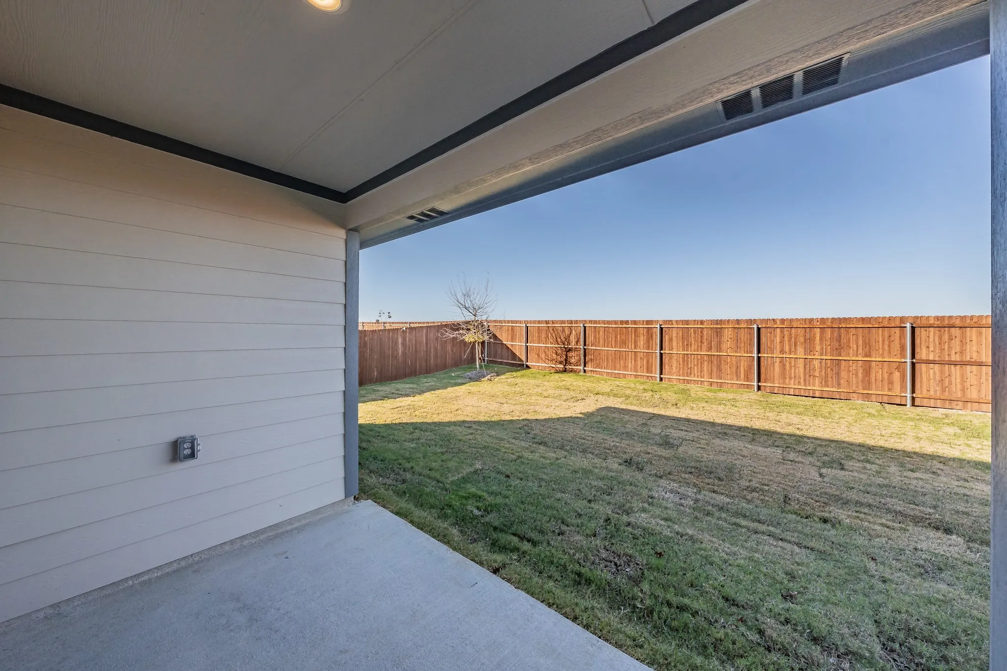Single Family Residence For Rent in Cooke County , 764 Primrose Lane, Pilot Point, Texas 76258, 3 Bedrooms, 2 Bathrooms, 2 Garage spaces, 1,601 Sqft, built in 2023, Price $2,100, mls#21292855, Real Estate Agent in Pilot Point, Homes For Rent in Cooke county, Homes For Rent in Pilot Point, Realtor in Pilot Point Texas, Real Estate Brokerage Independent Realty Texas, Luminita Cordes Realtor